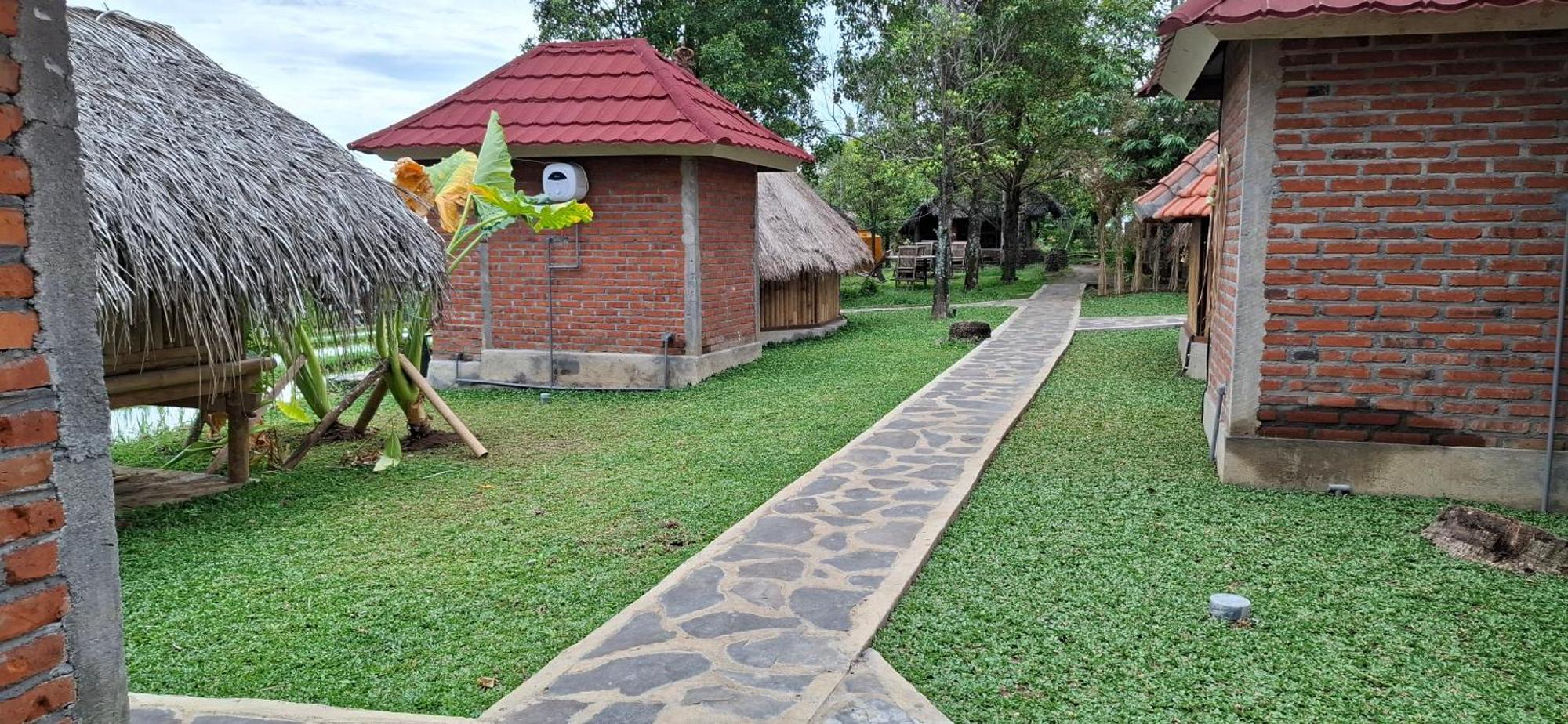 Uma Nirmala Aling-aling bahay-panuluyan Singaraja (Bali)