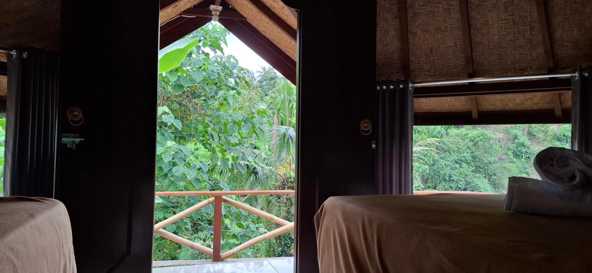bahay-panuluyan Uma Nirmala Aling-aling *