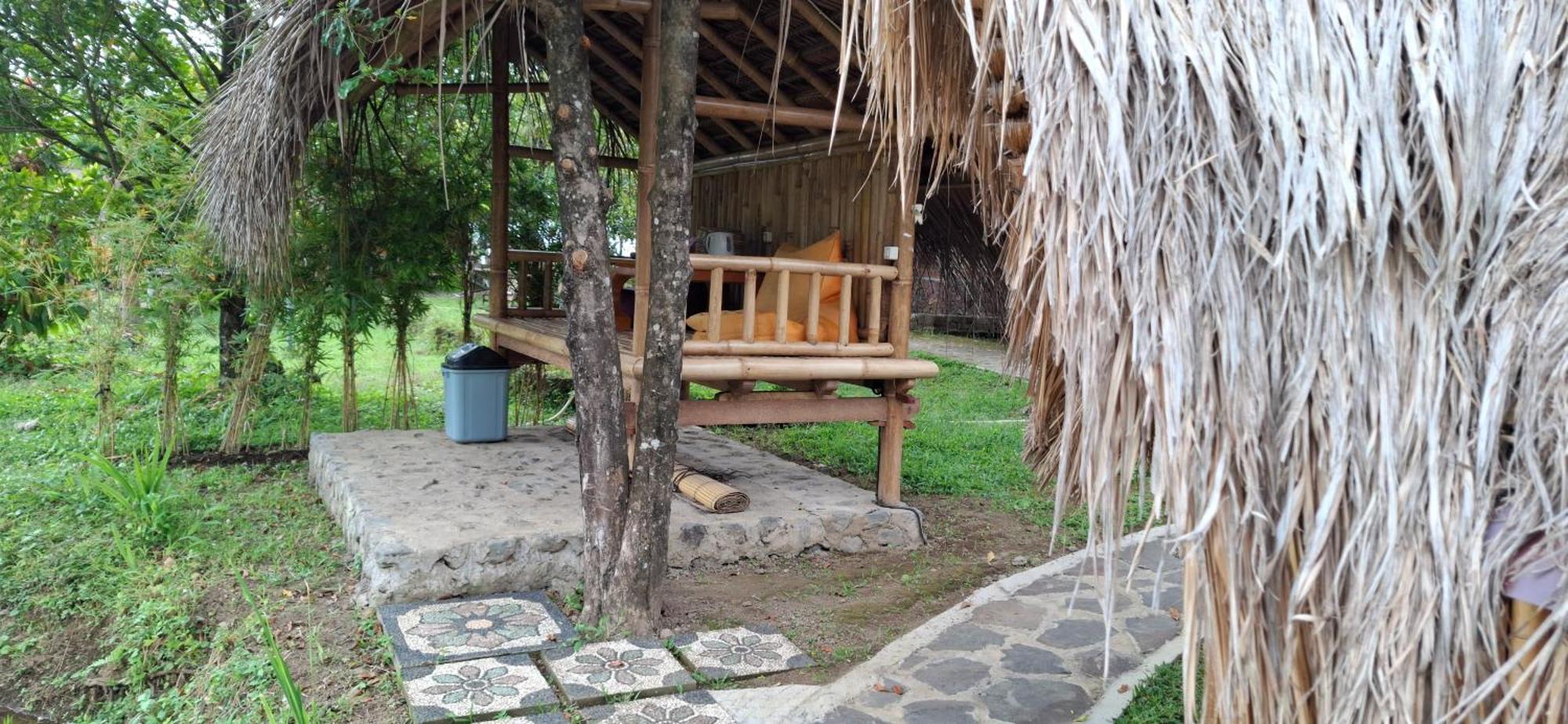 bahay-panuluyan Uma Nirmala Aling-aling