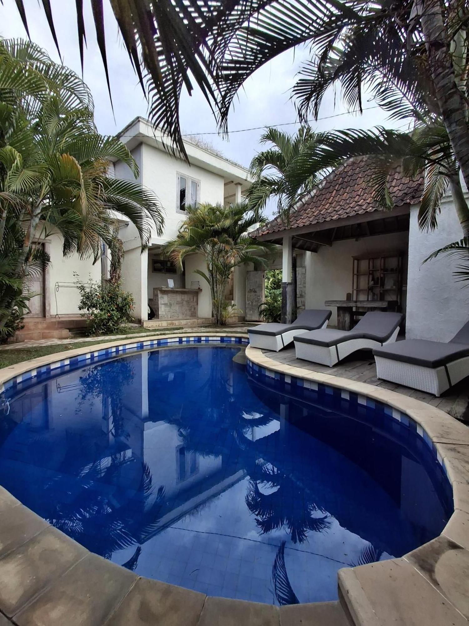 Mango 5 Hotel *