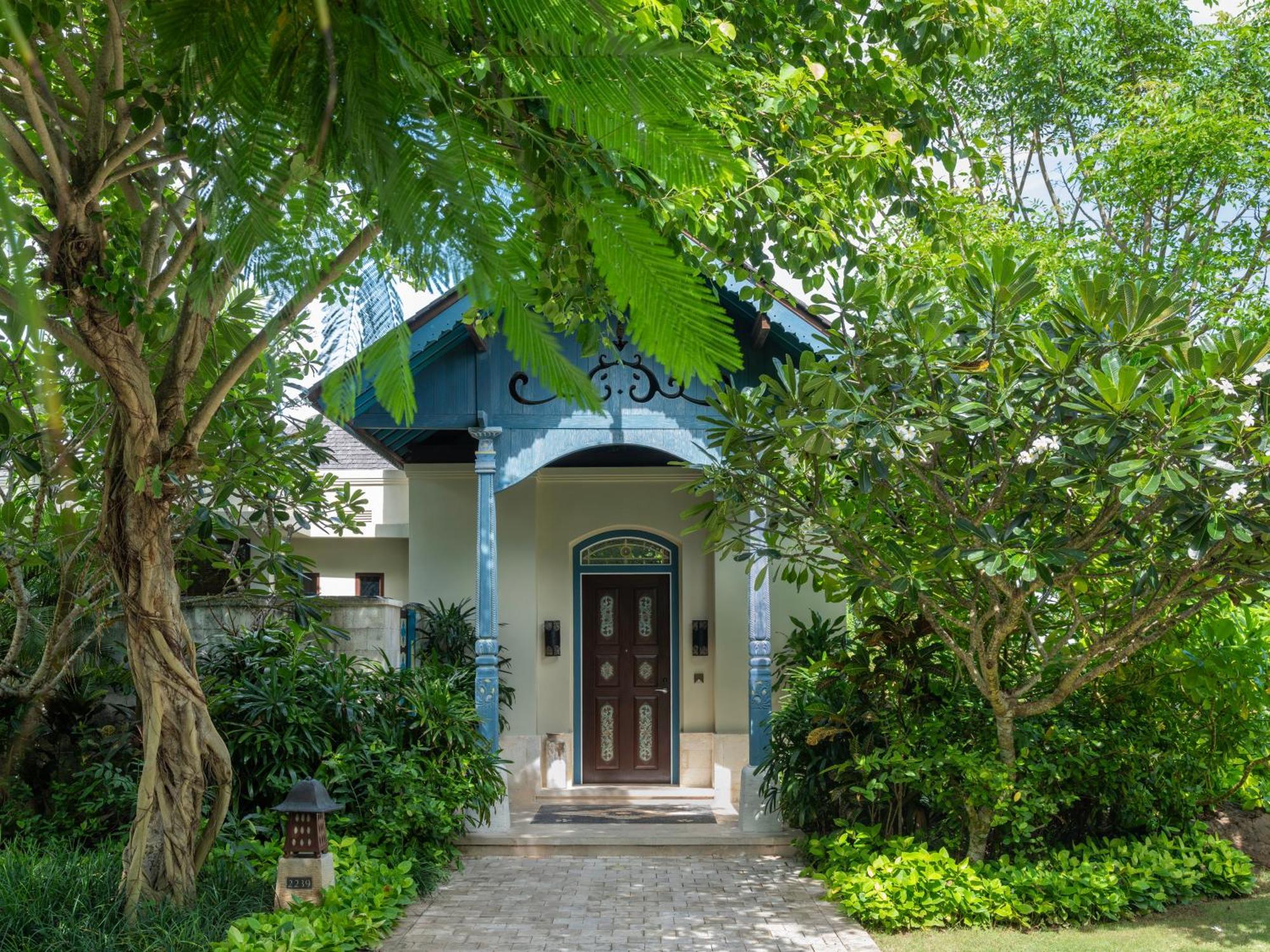 Resor Jumeirah Bali 5*
