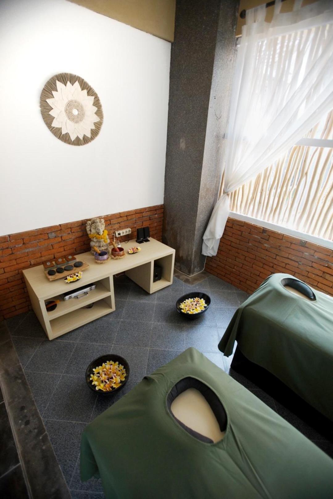 Tattva Uluwatu, Surf & Yoga Retreat Homestay *