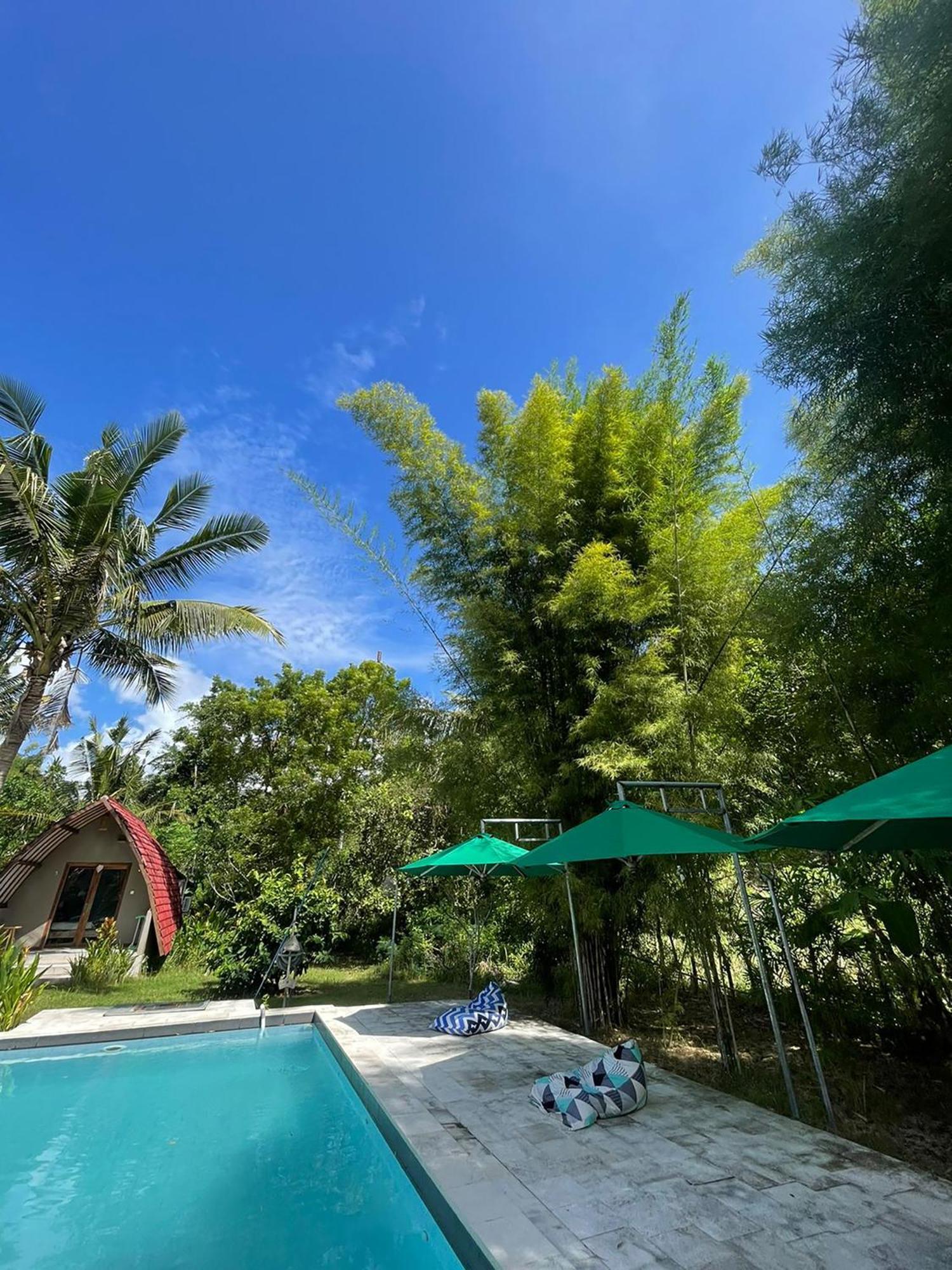 Guest house Apit Lawang & Resto Batununggul