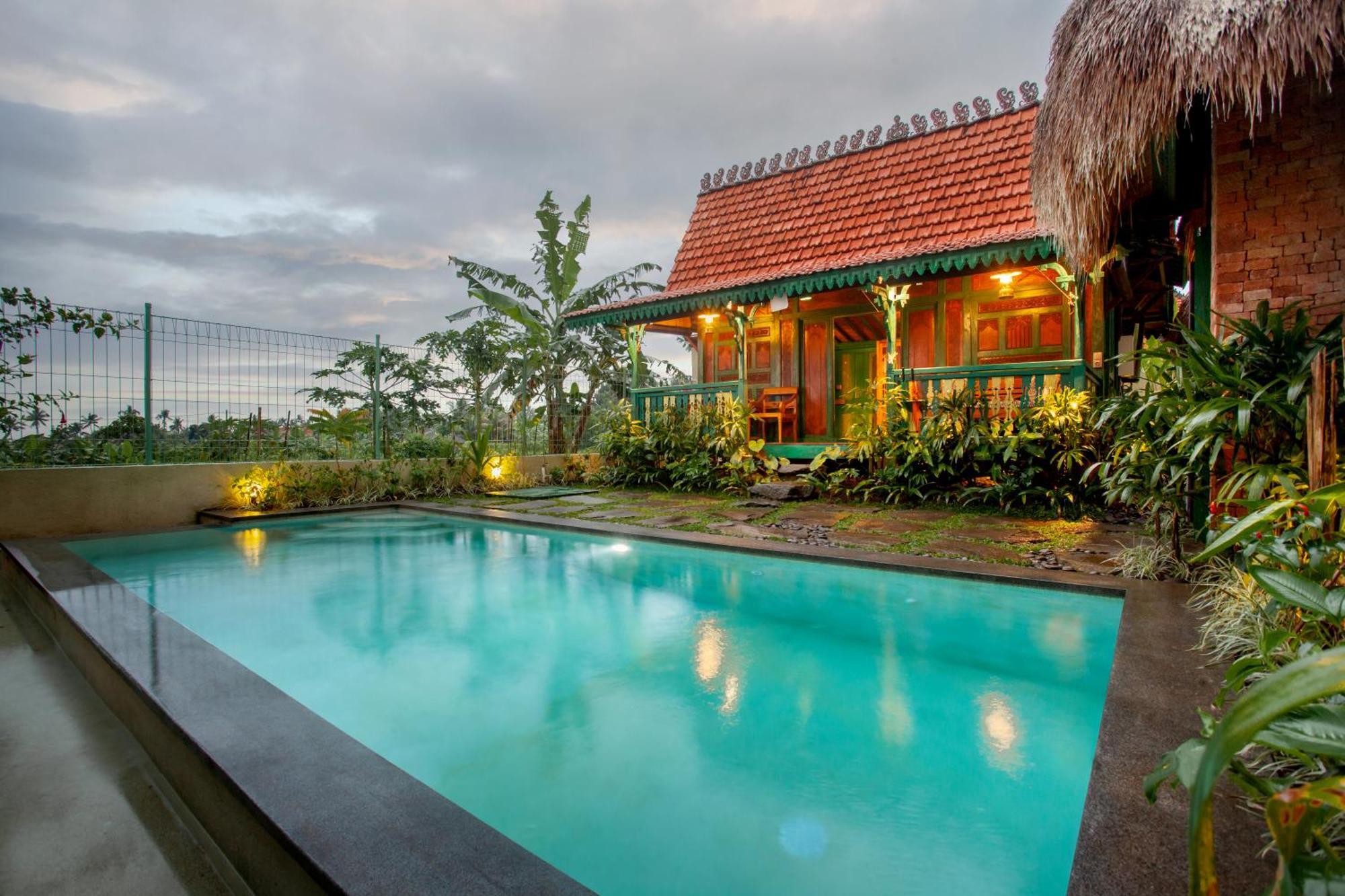 Arya Arkananta Resort&spa Hotel