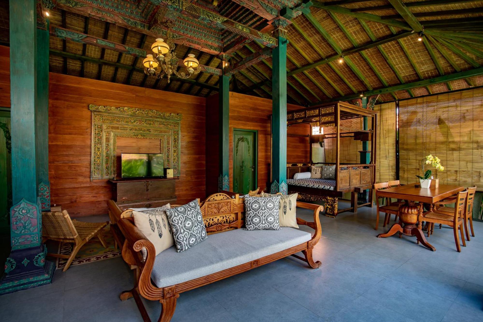 Arya Arkananta Resort&spa Hotel