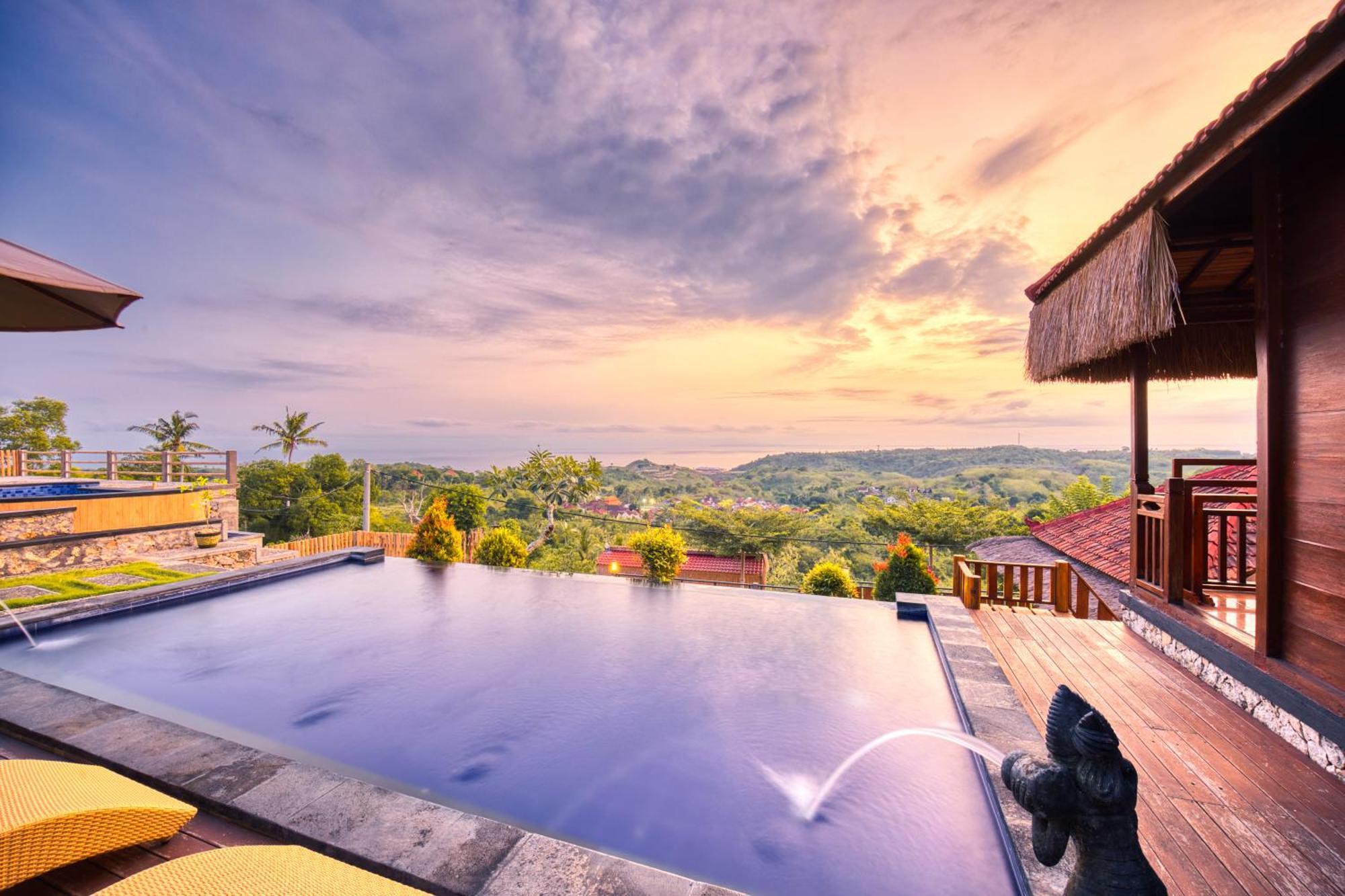 Sebuluh Sunset Hill 2* Batumadeg