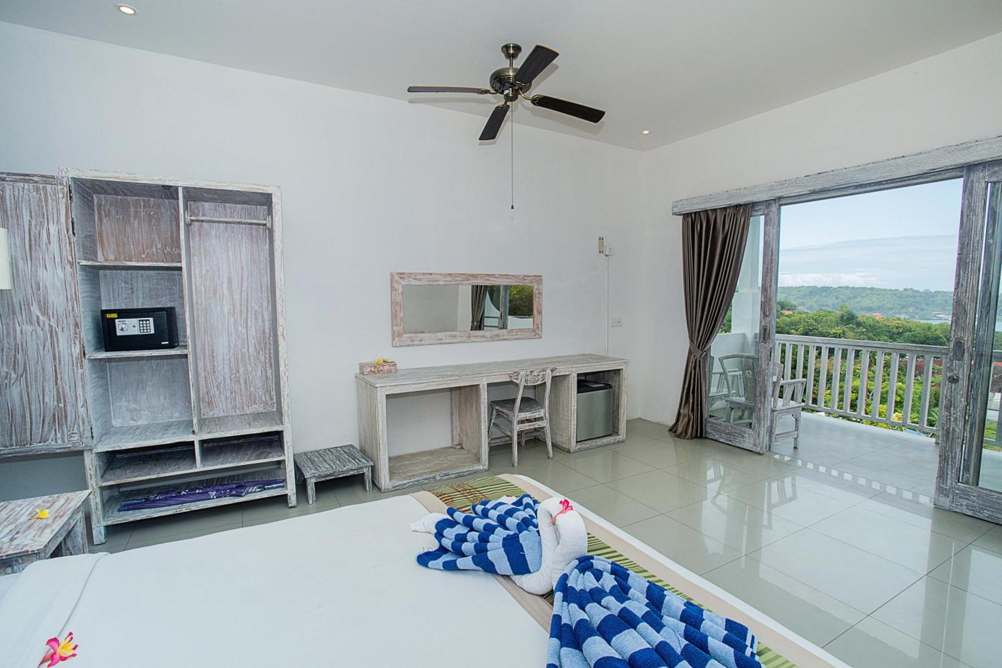 Grand Sea View