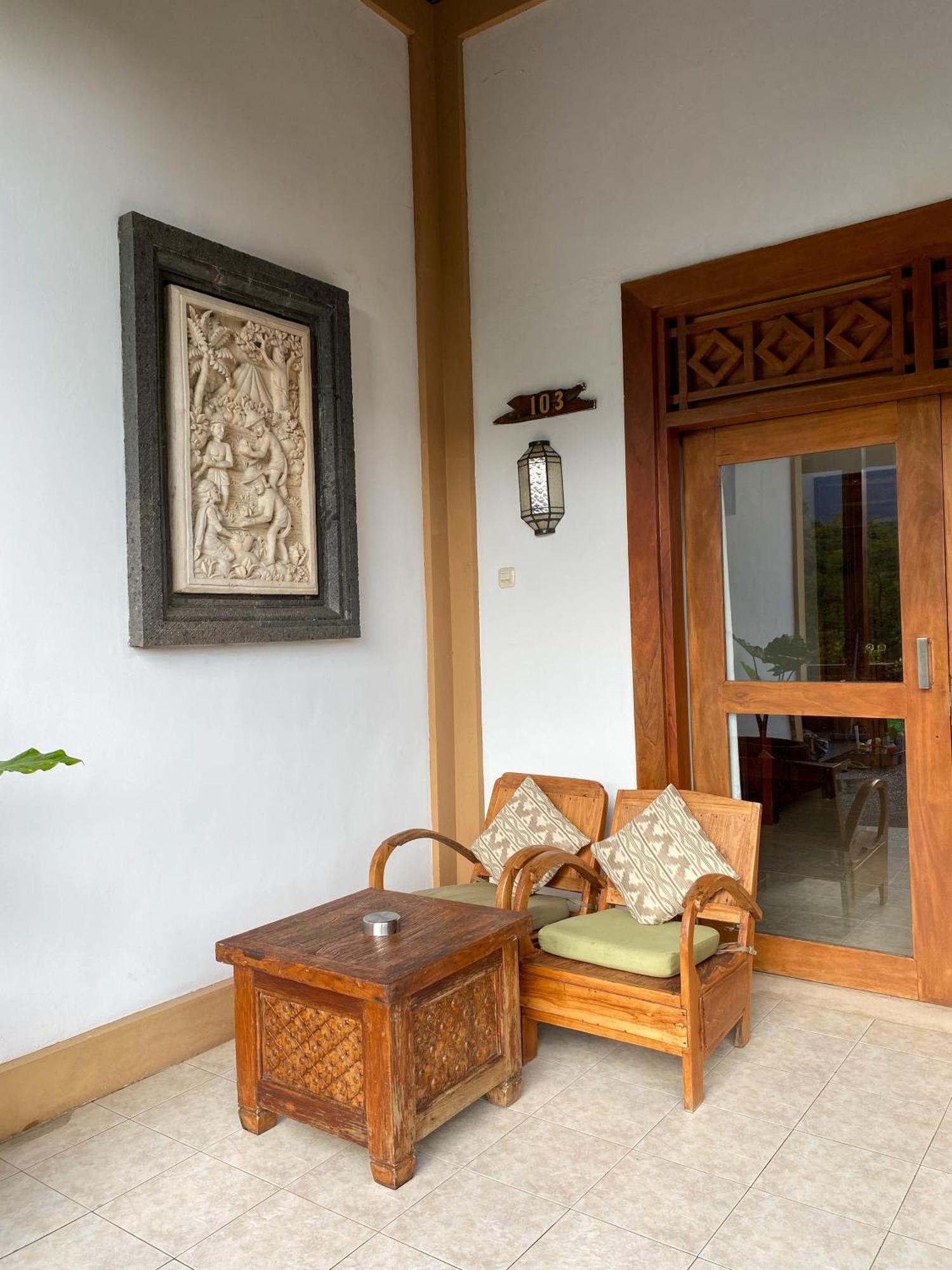 Guest house Abian Ayu 4*