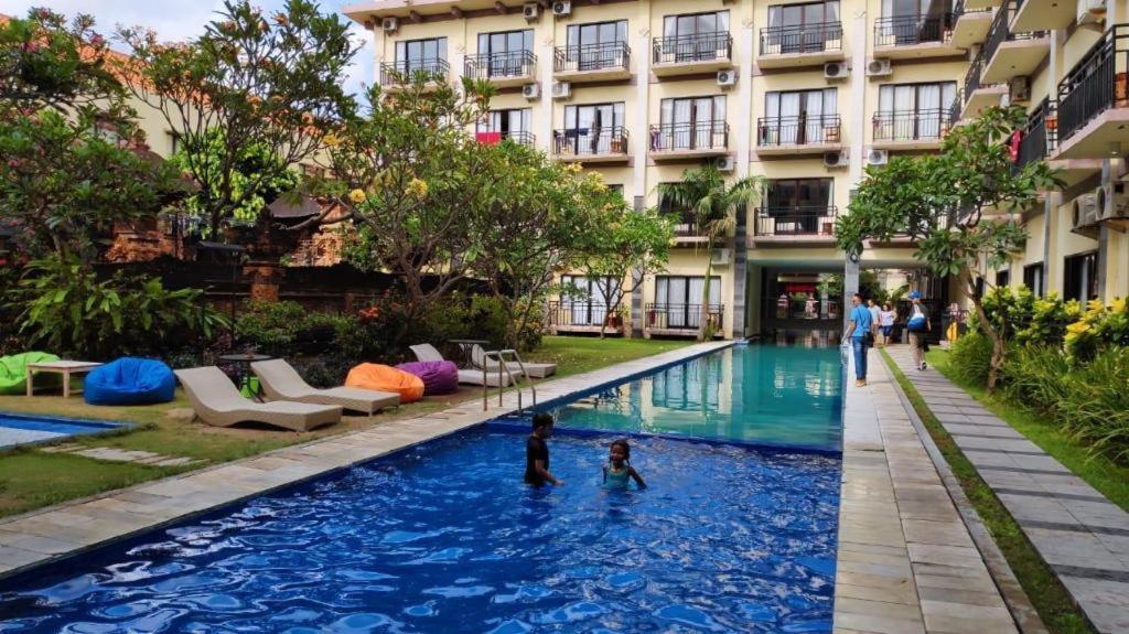The Aroma's Of Bali & 3*