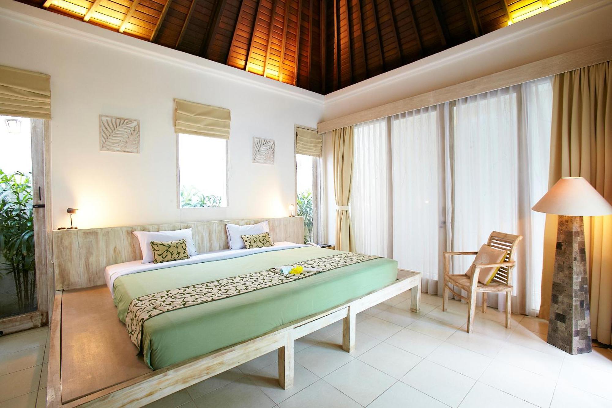 Artemis Holiday park 4*
