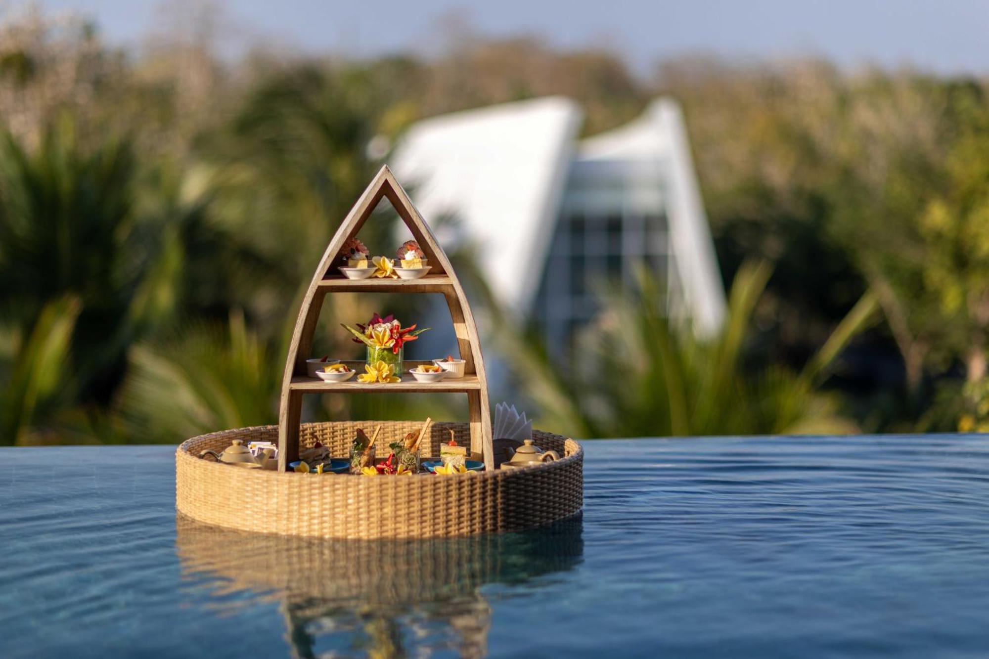 Cross Bali Breakers Villa *