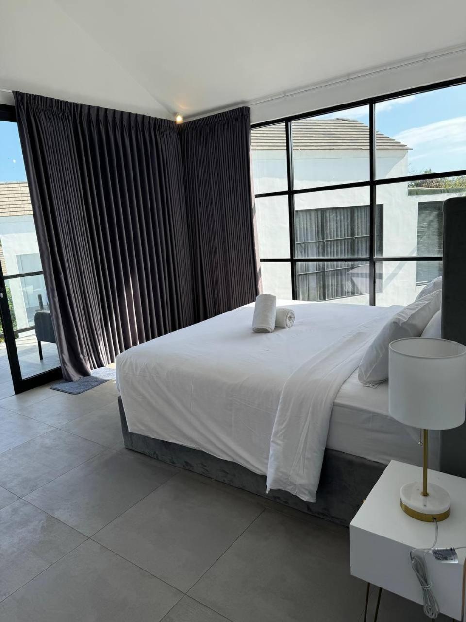Aparthotel Valeria *