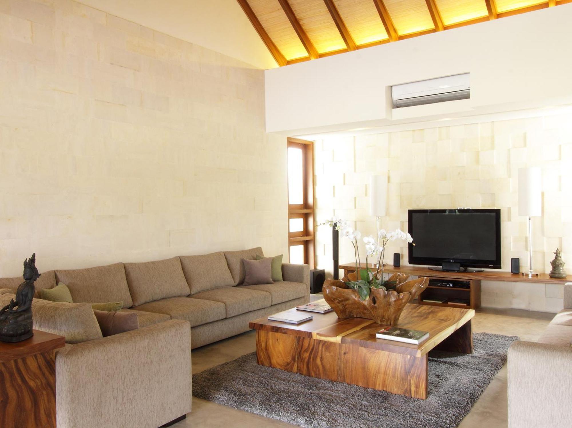 Dea Villa *
