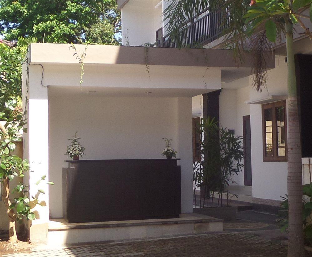 Oyo 772 Bali Krisna Seminyak (Bali)