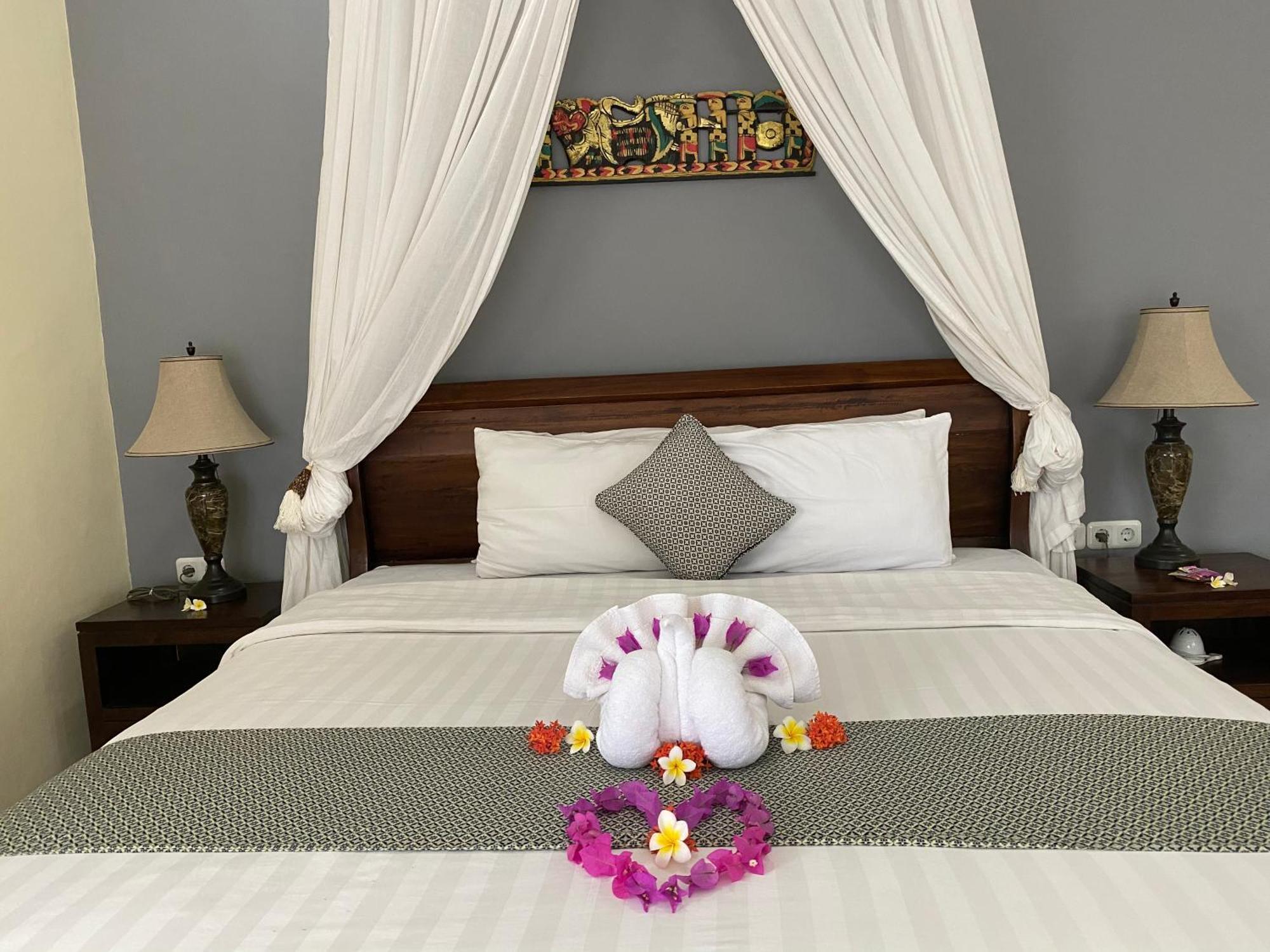 Puri Wirata Dive And Resort 3*