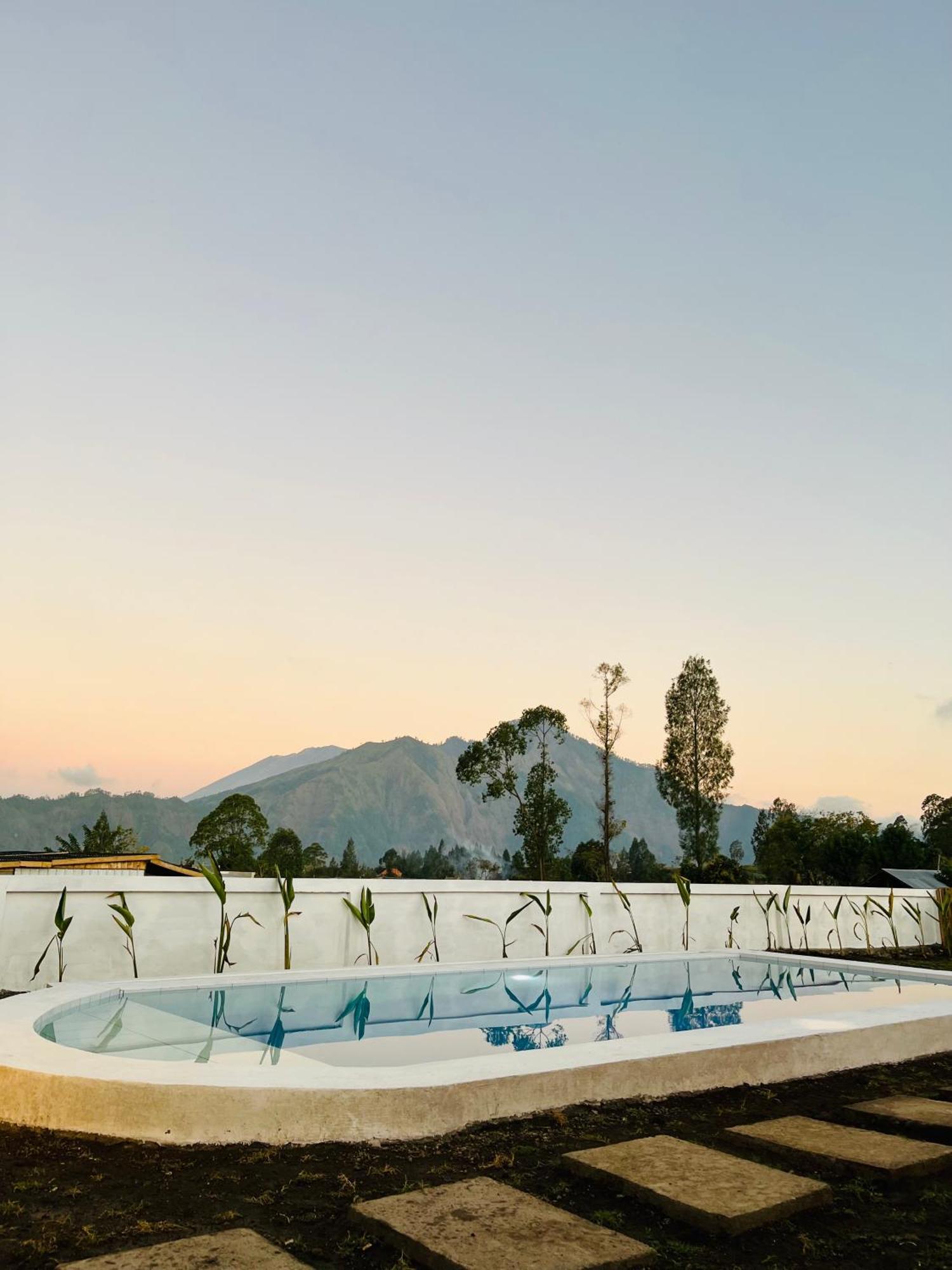 Tempat Tidur & Sarapan Volcano Garden *