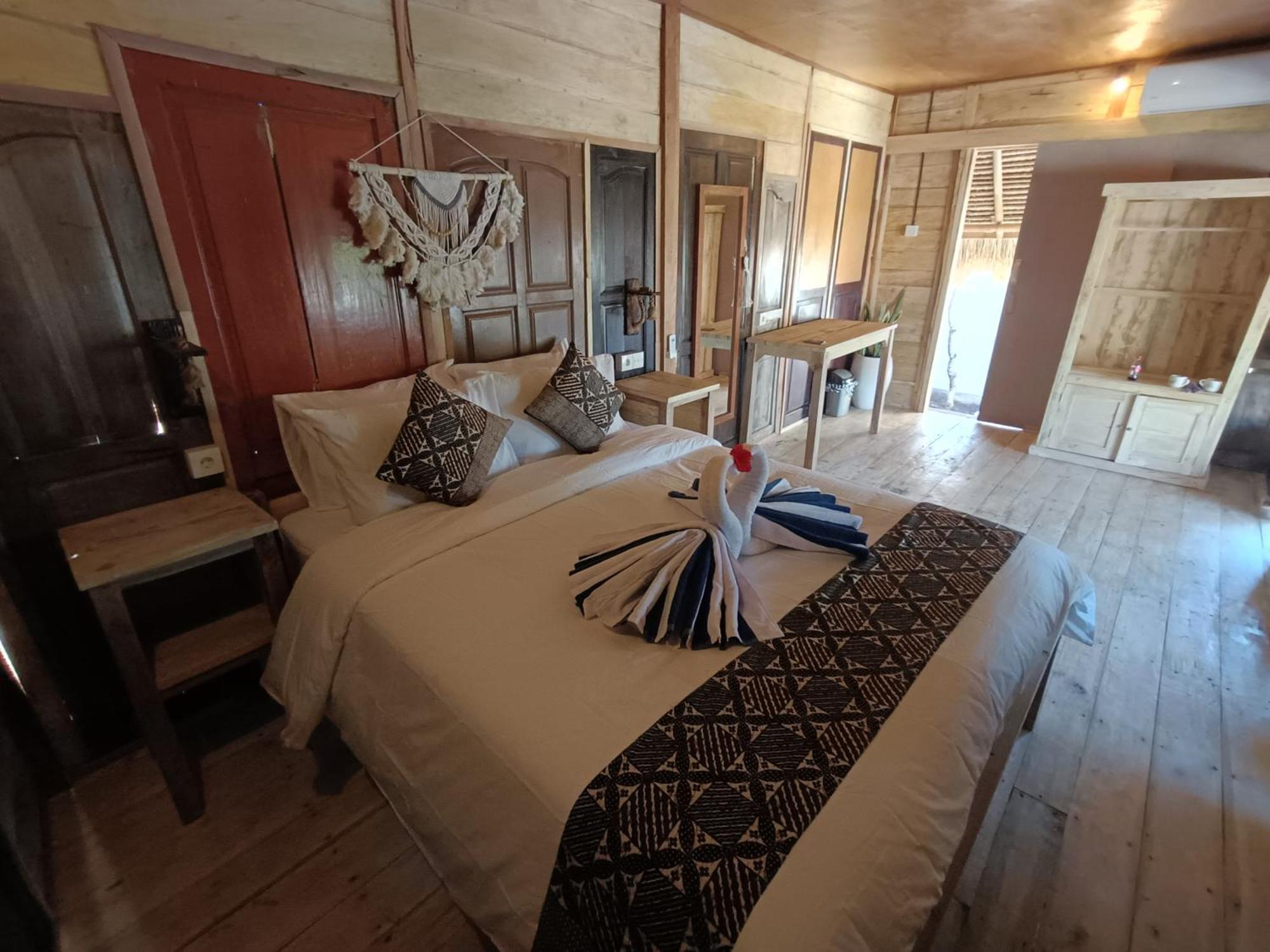 Yogi Guest house