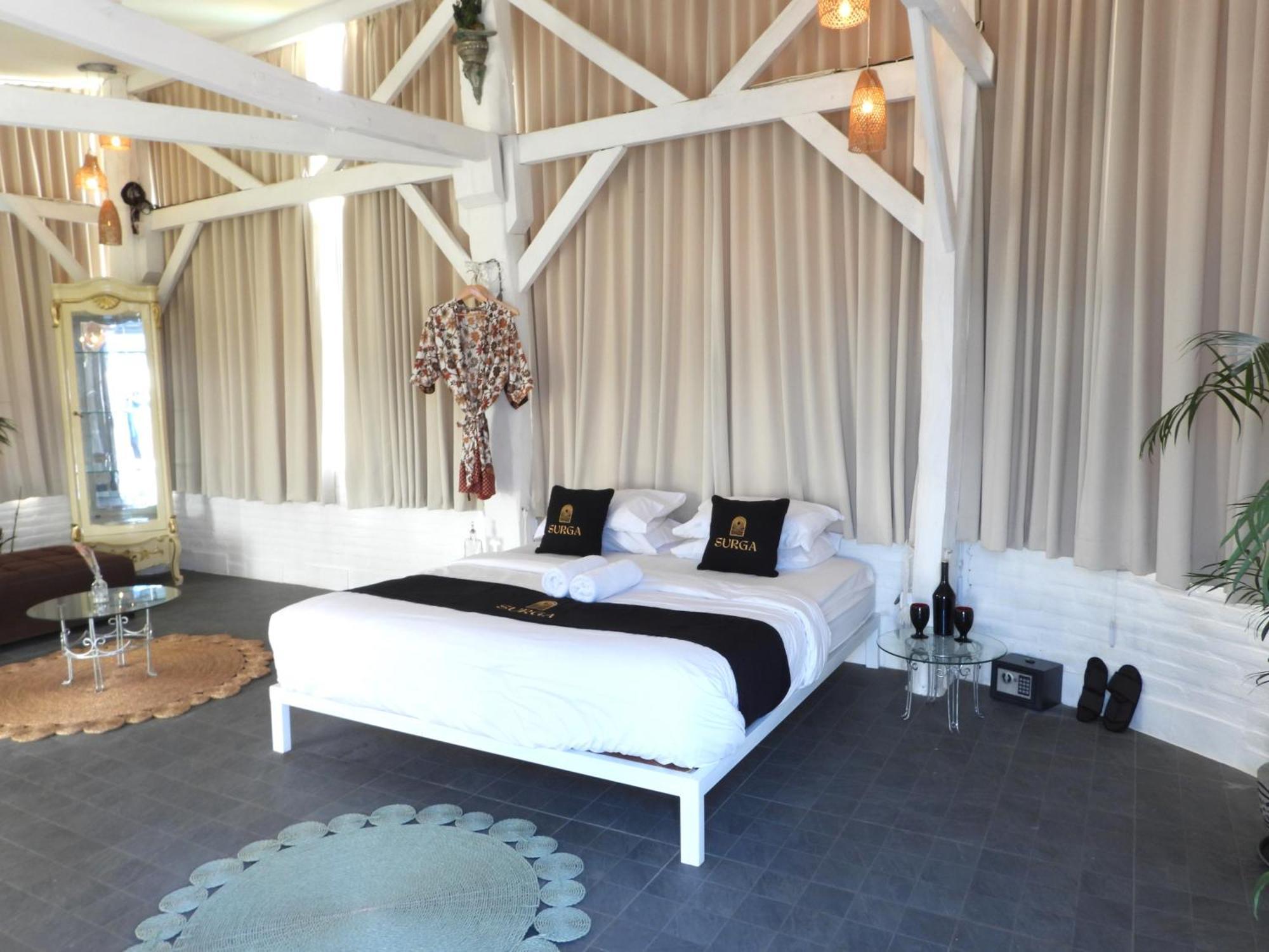 Surga Homestay Resort *