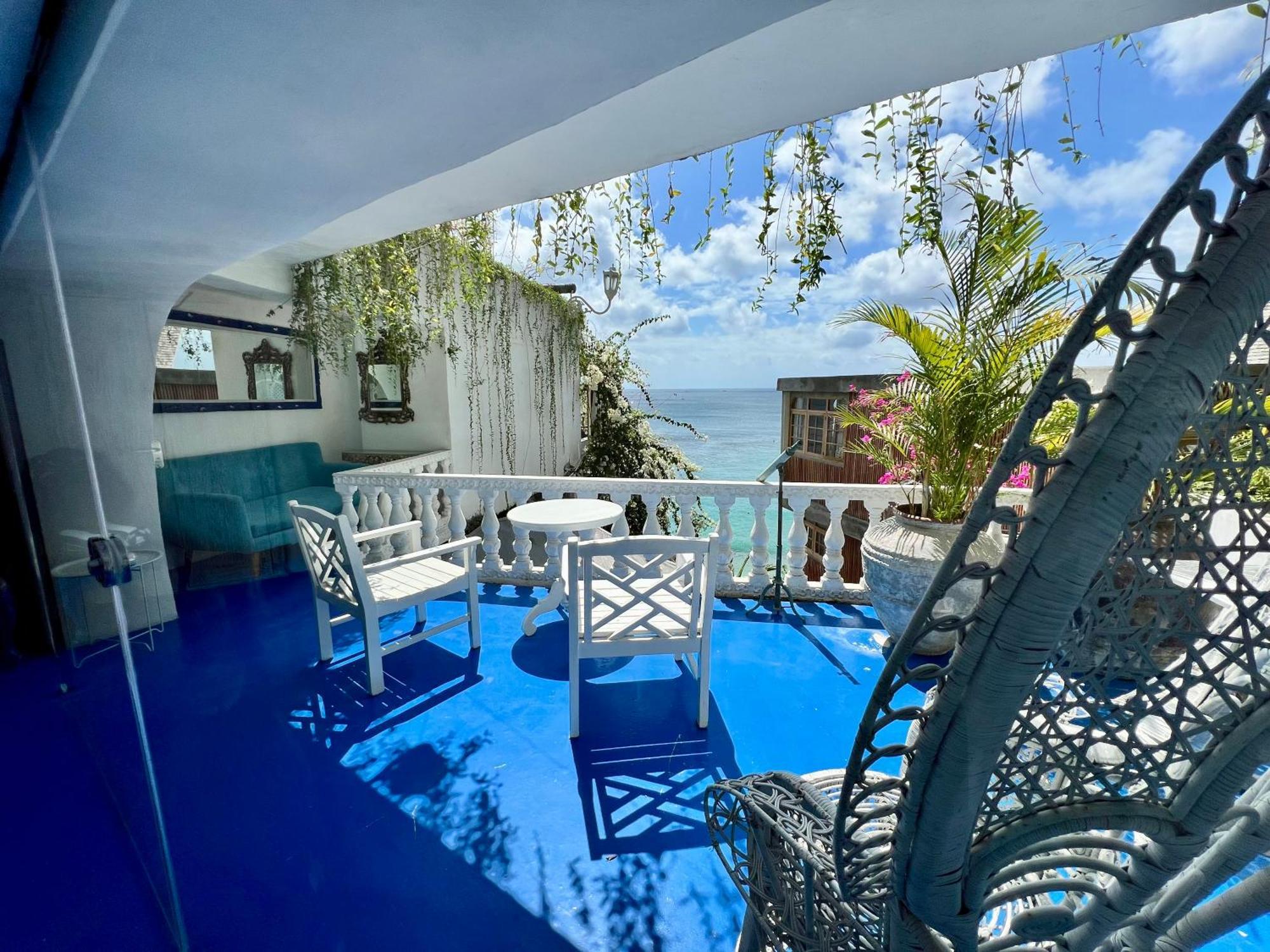Villa Morabito Art Cliff Uluwatu (Bali)