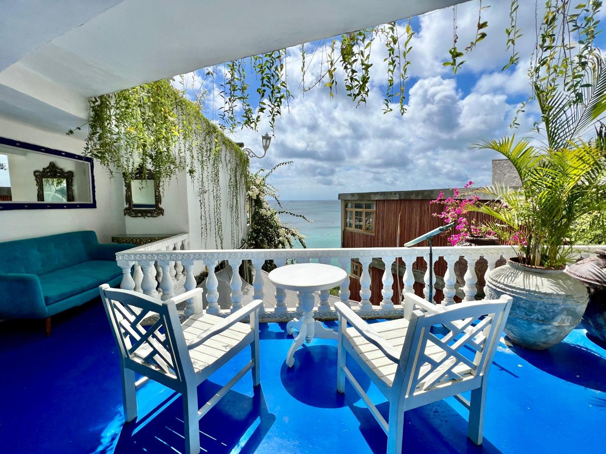 Villa Morabito Art Cliff Uluwatu (Bali)