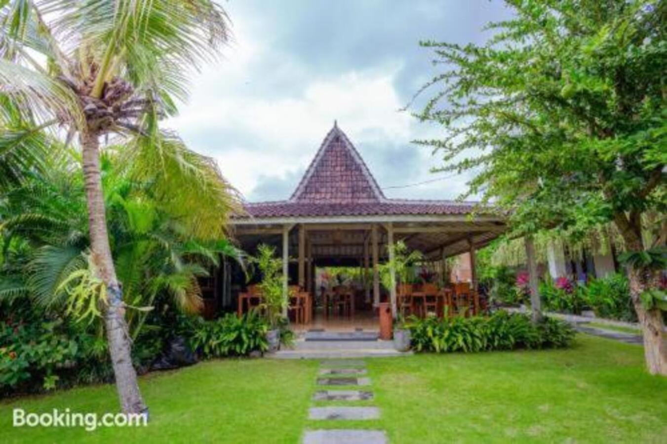 Puri Canggu Rooms ll *