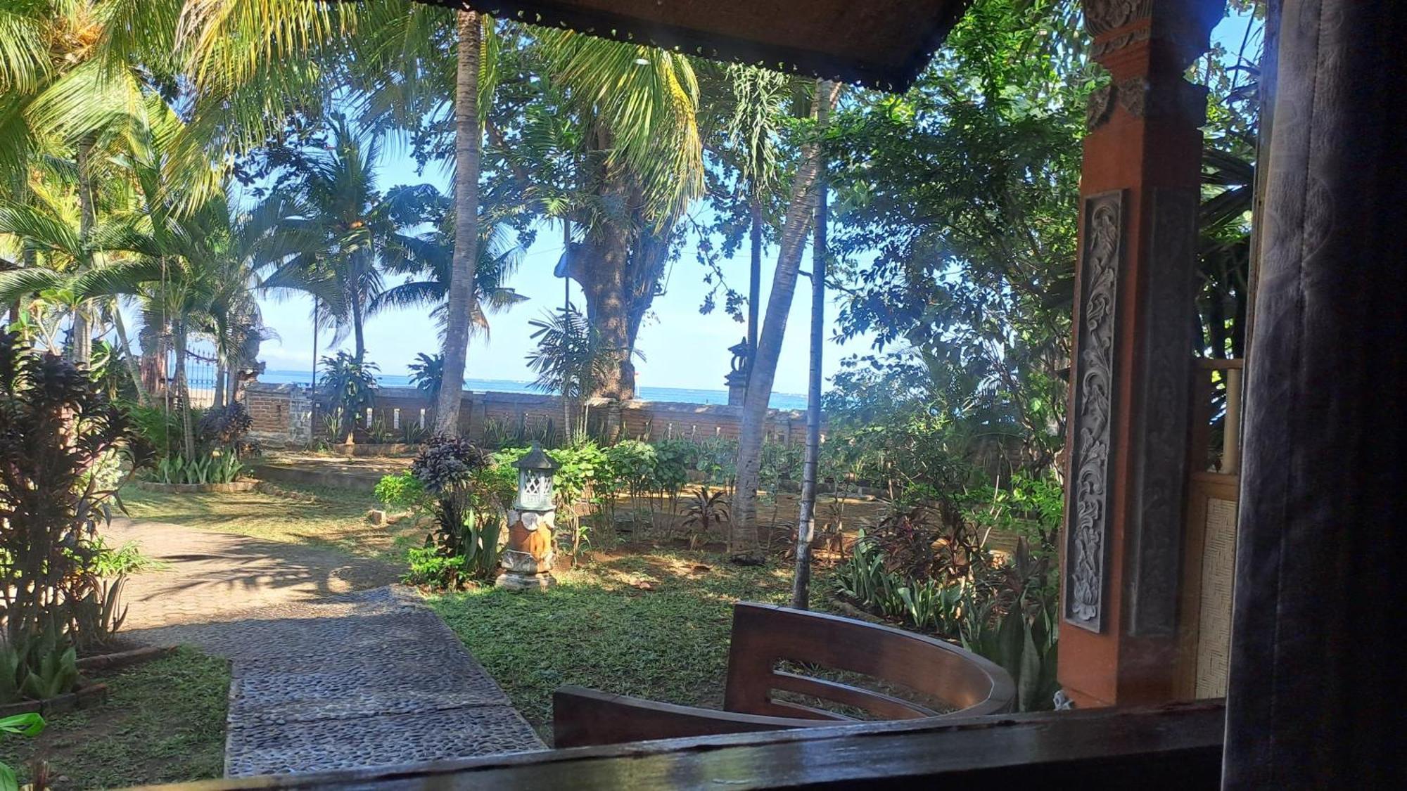 Lovina Beach Hotel Hotel Lovina (Bali)