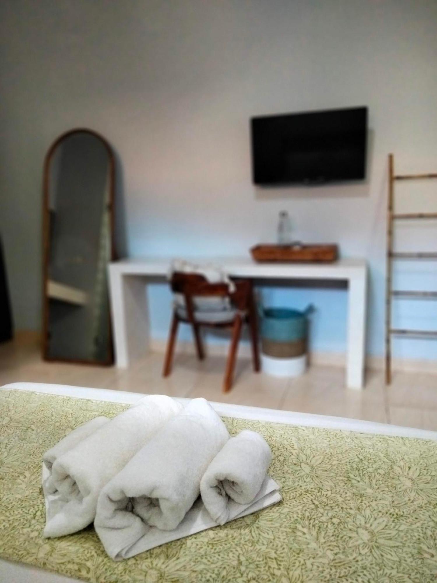 Gatsby Hotel Hostel Homestay