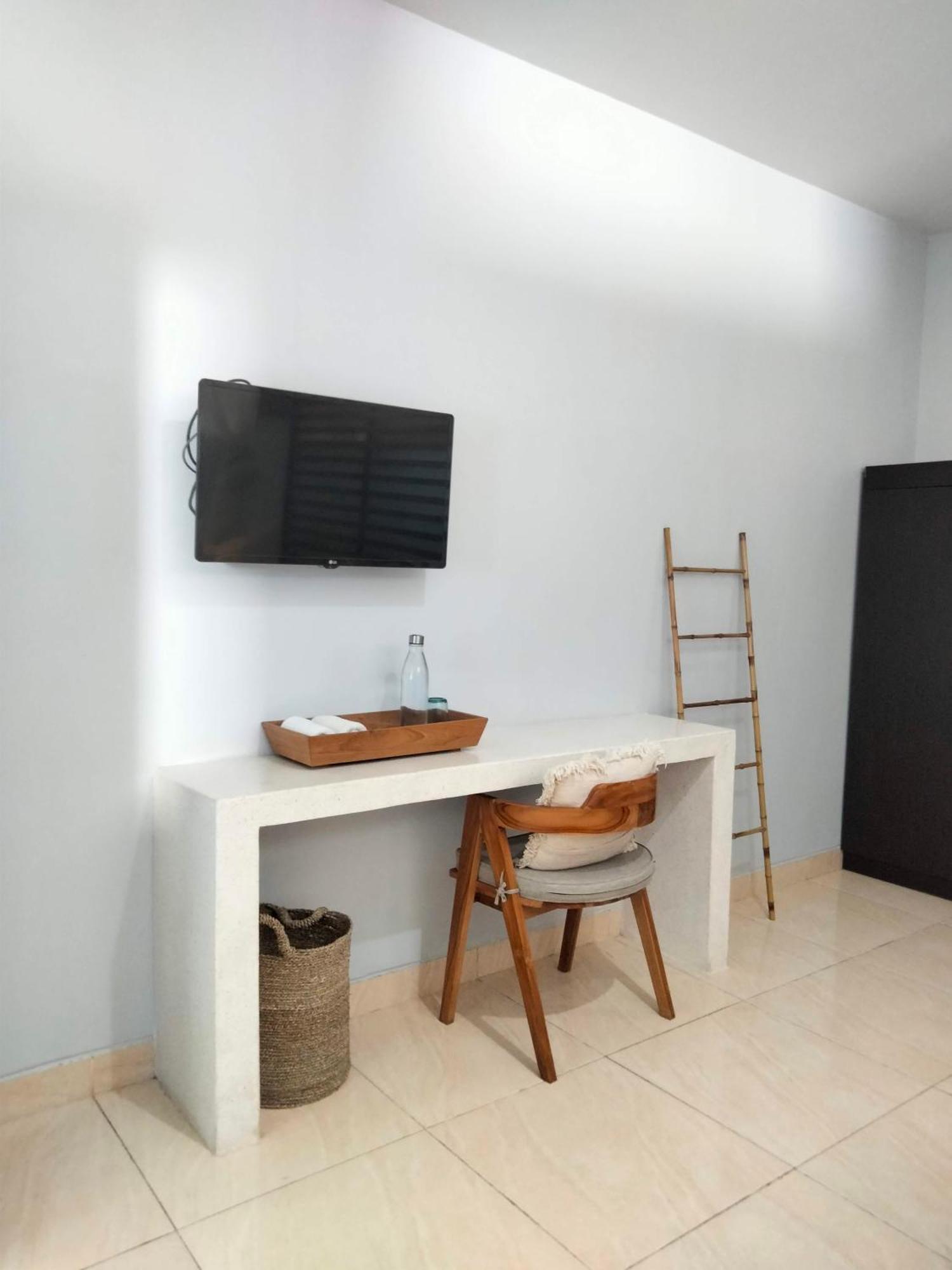 Homestay Gatsby Hotel Hostel *