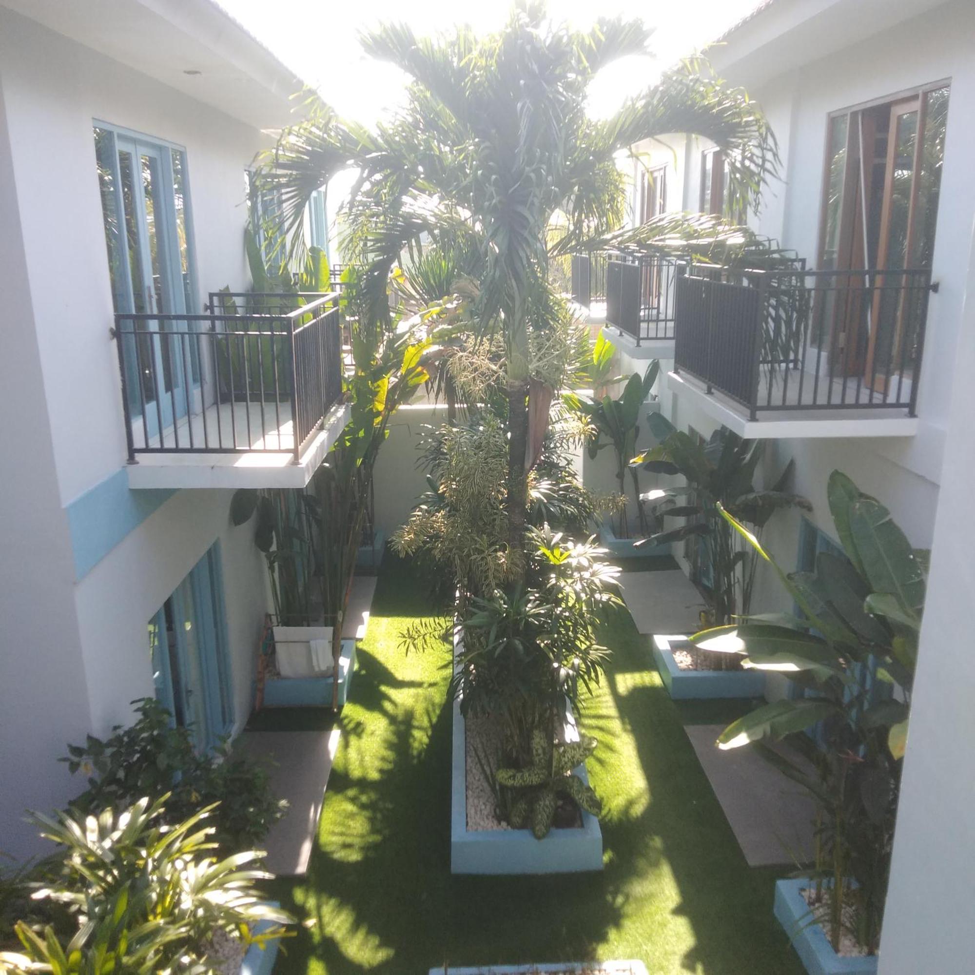 Gatsby Hotel Hostel * Uluwatu (Bali)