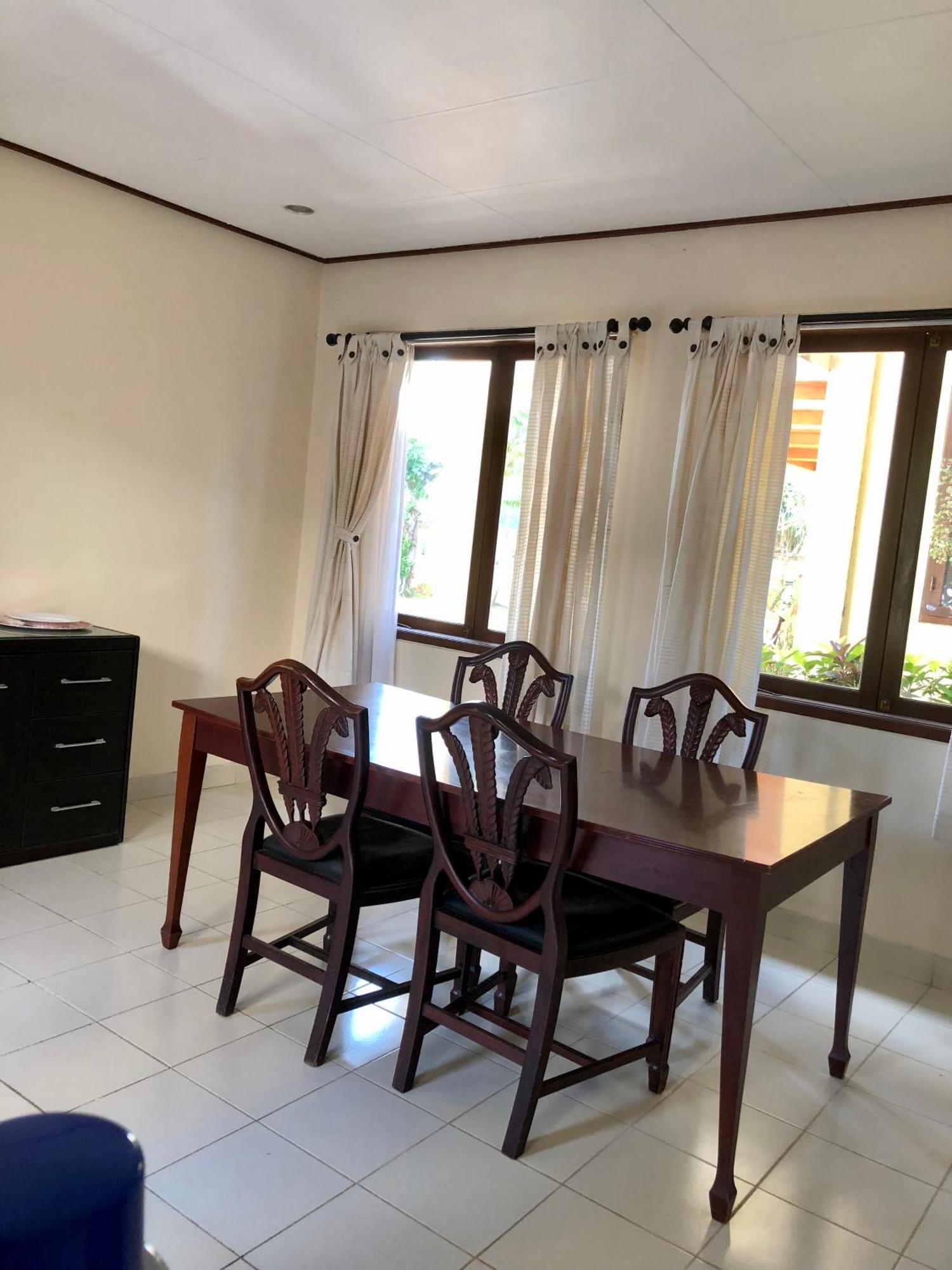 Guest house Disthi And Snorkeling Banyuwedang