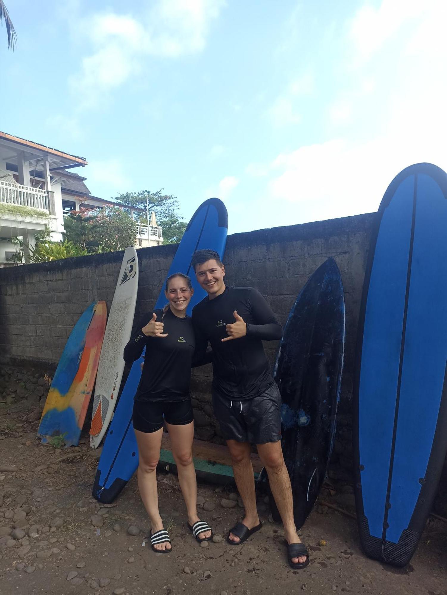 Ayolah Surf House &surf Camp Jembrana (Bali)
