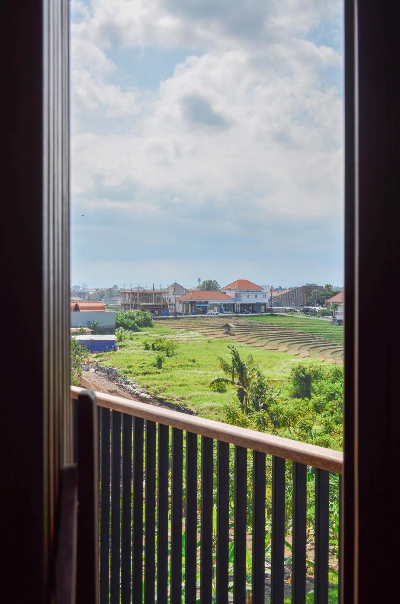 Kammora Living And - Bali Way Aparthotel 5*