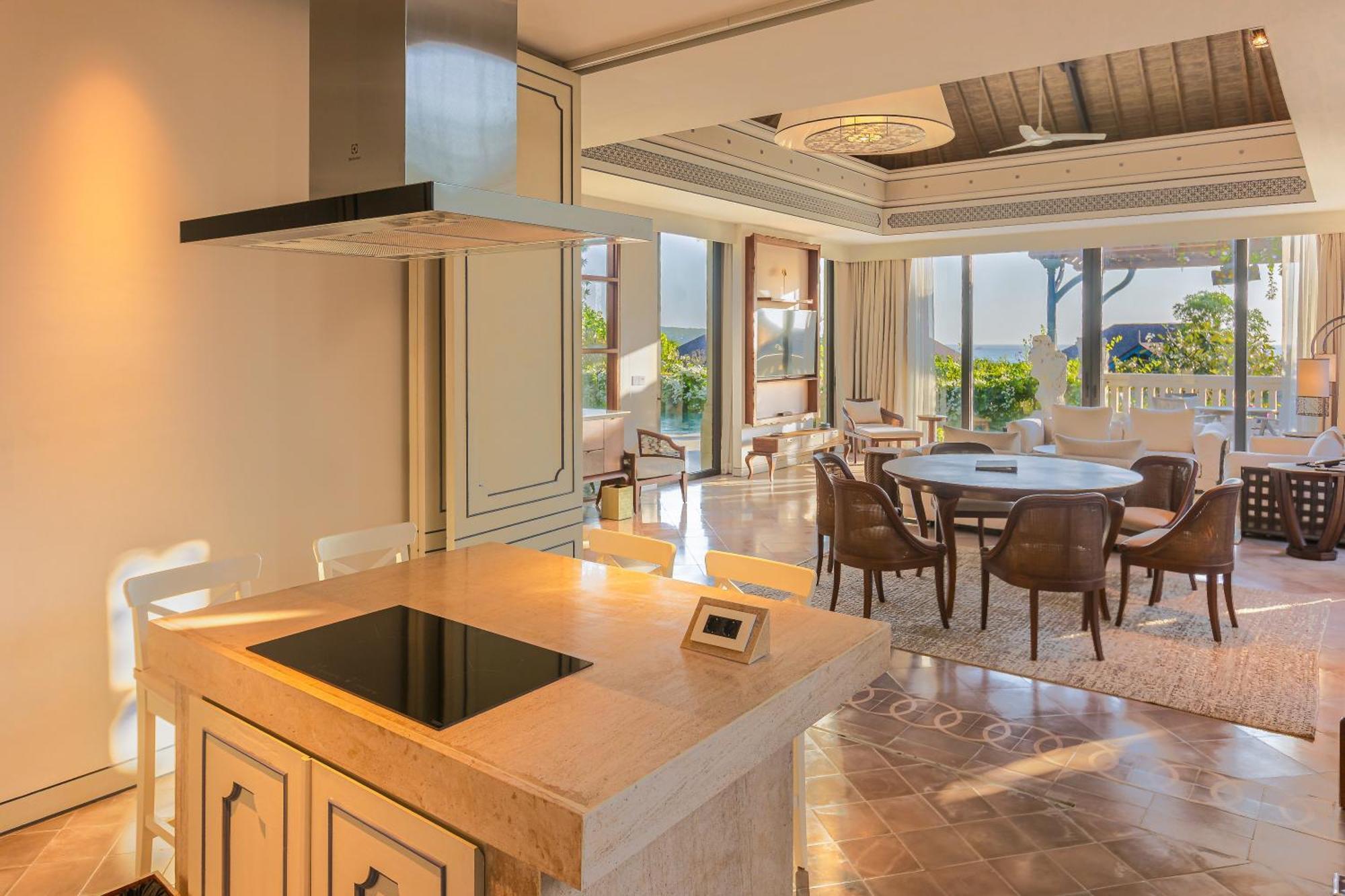 Resor Jumeirah Bali