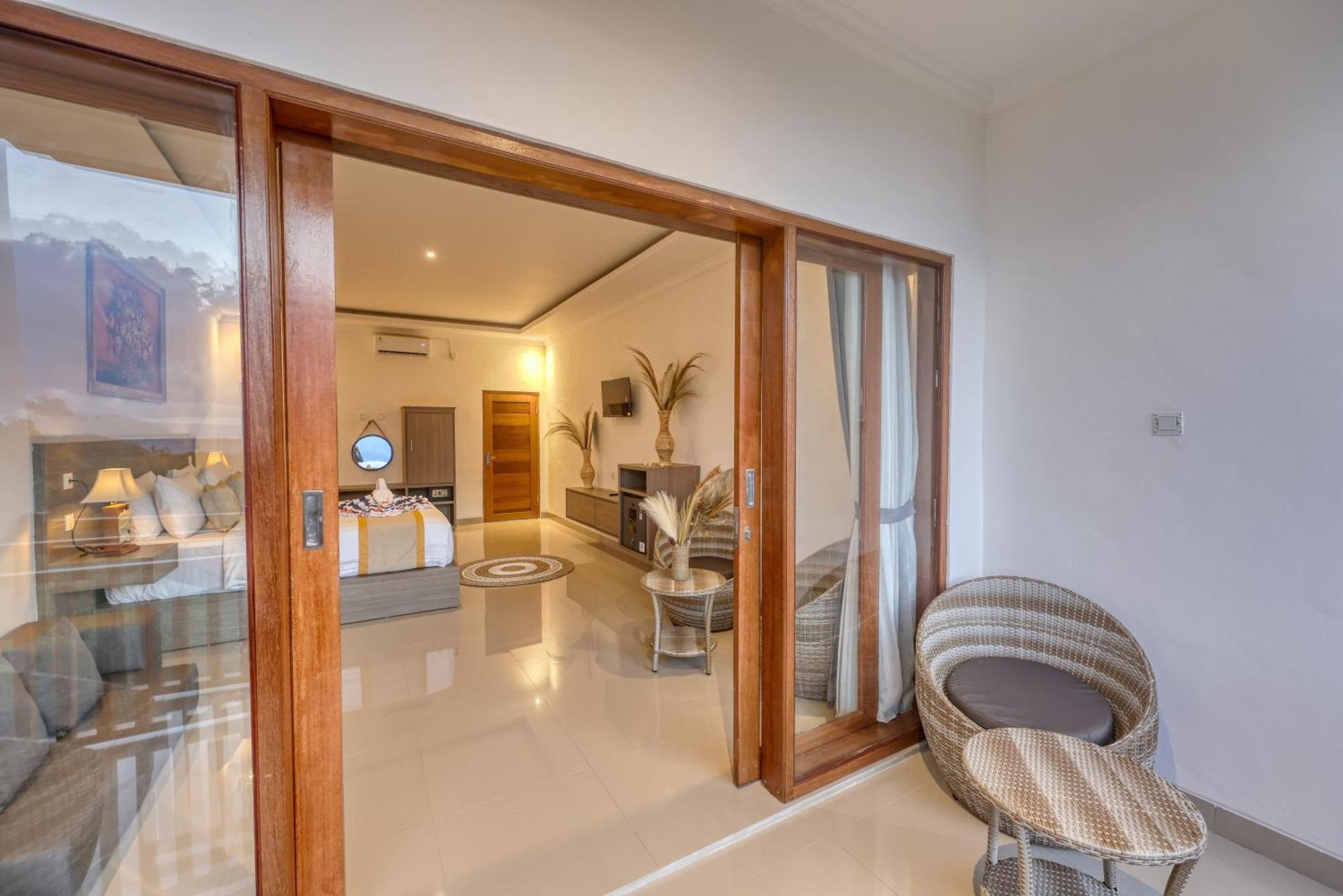 Kelingking Parama Bed & Breakfast Batumadeg