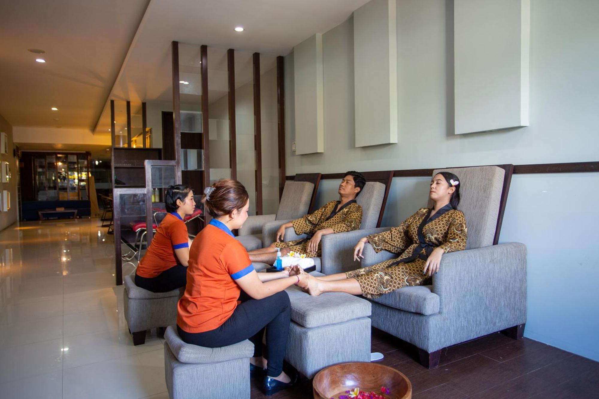 Hotel Famous Kuta Formerly Permata Kuta Kuta (Bali)