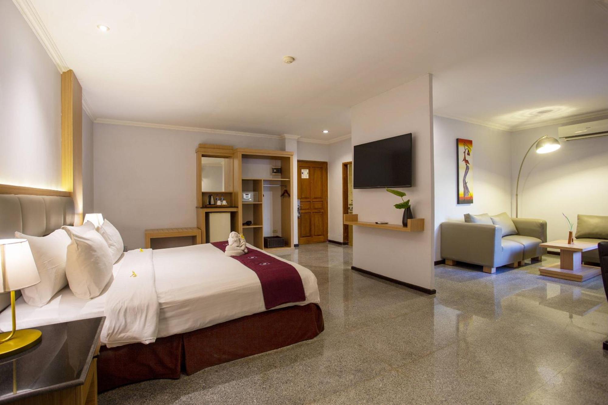 Hotel Famous Kuta Formerly Permata Kuta