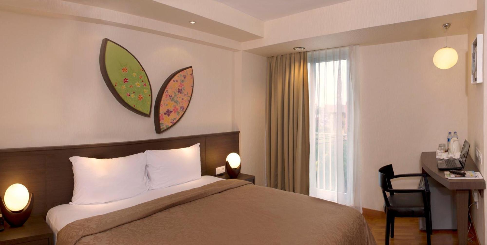 Hotel Atanaya Kuta Bali 4*