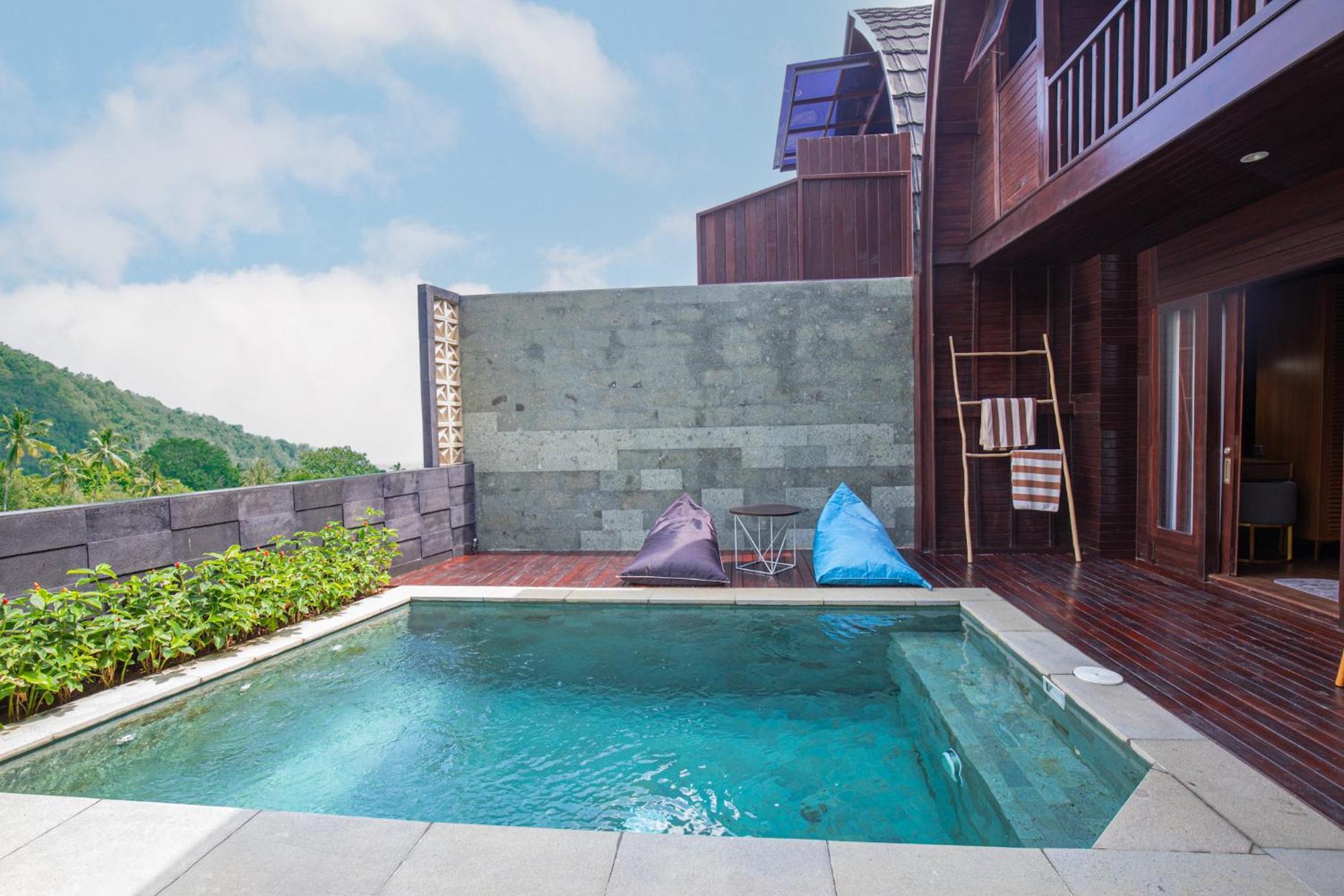 Munduk Kupang Sekumpul Hotel Singaraja (Bali)
