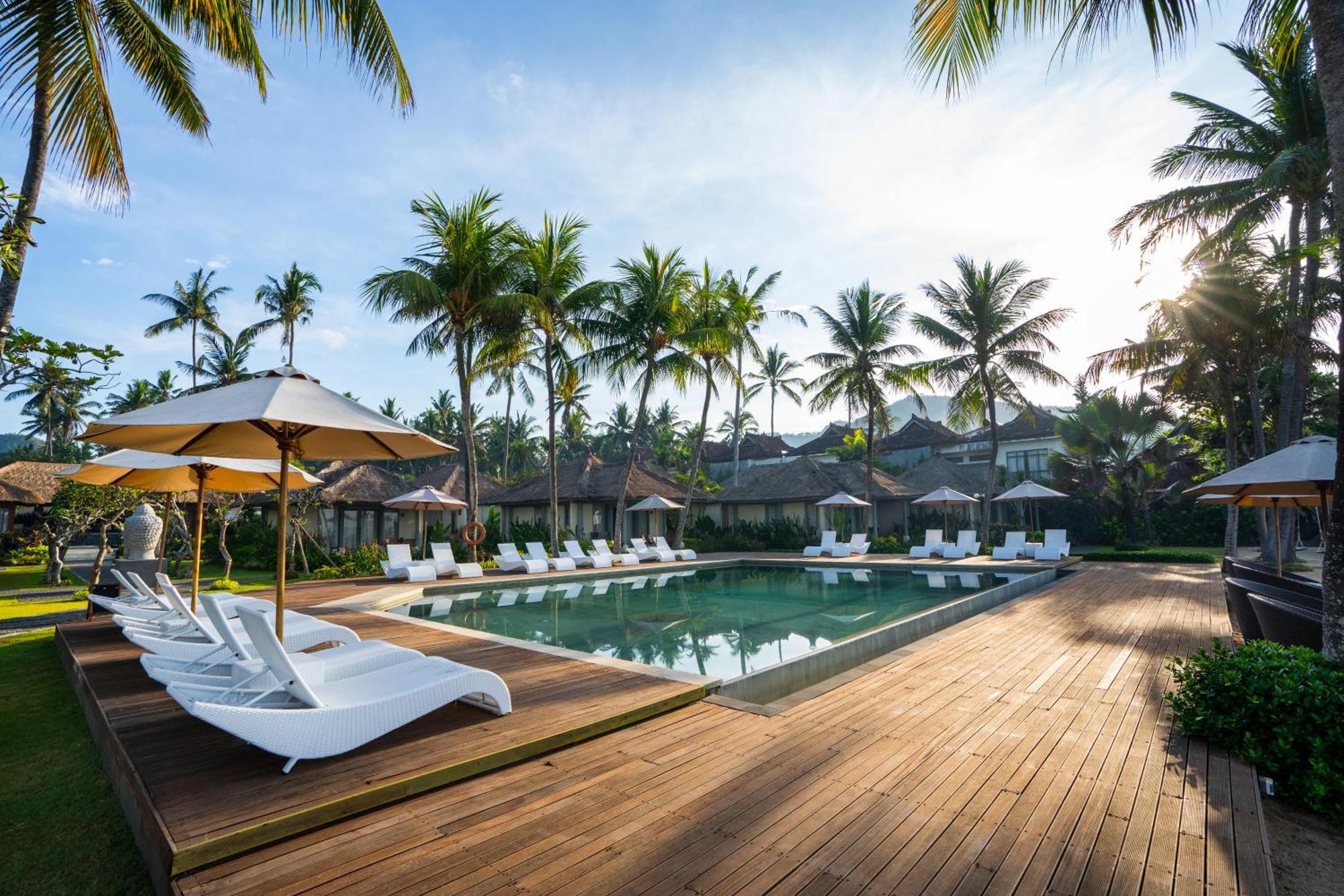 Resort Nirwana & 5*