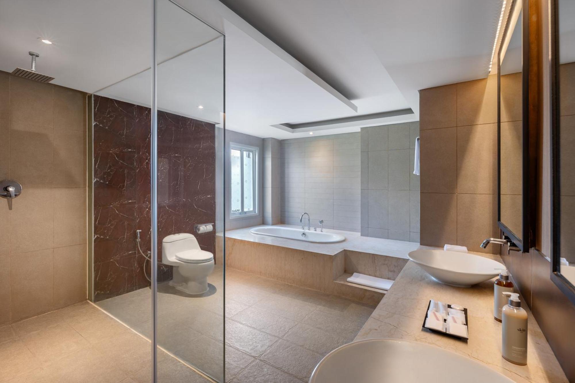Hotel Express Bali Sunset Road By Ihg