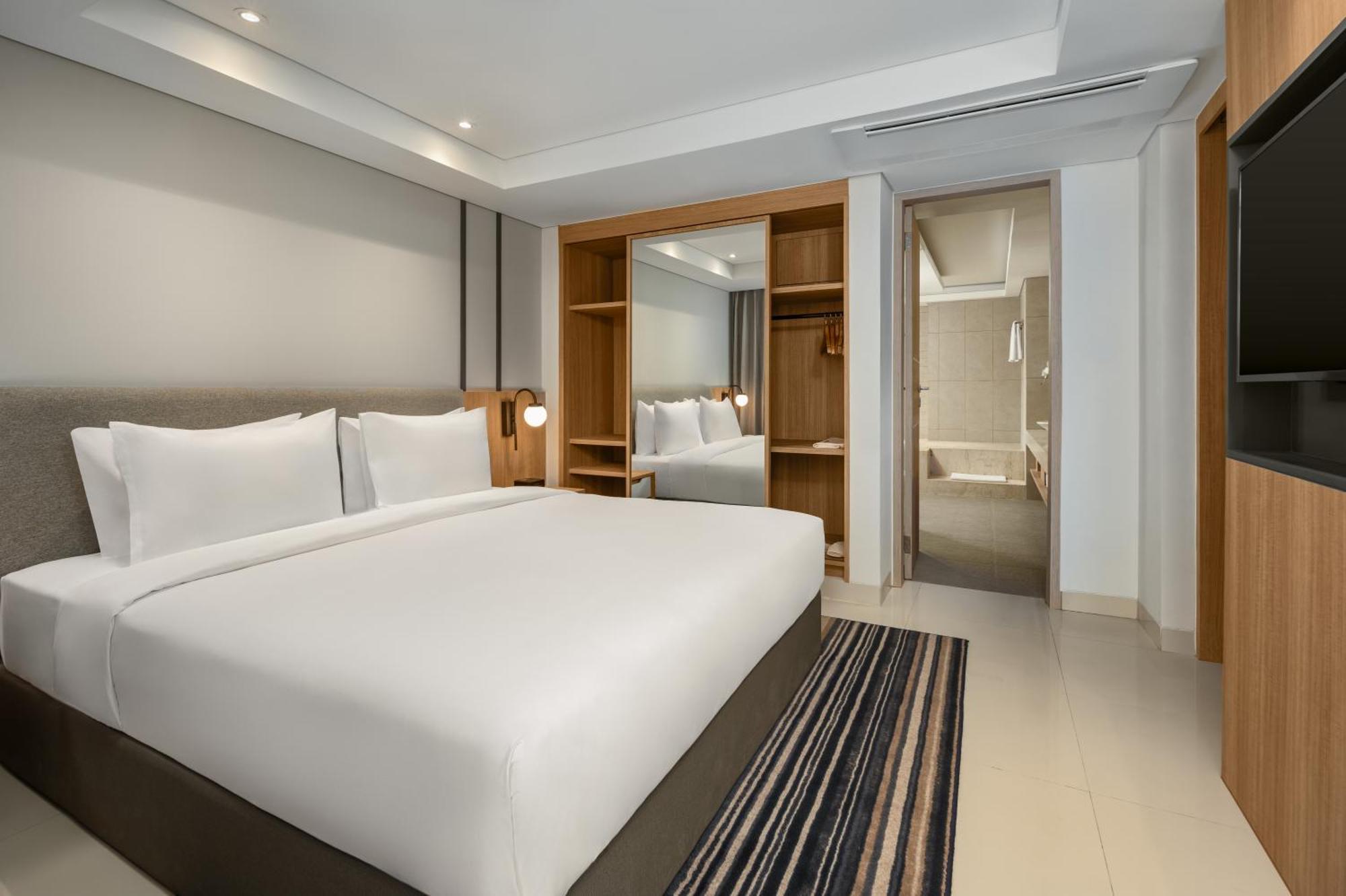 Express Bali Sunset Road By Ihg Hotel Kuta (Bali)