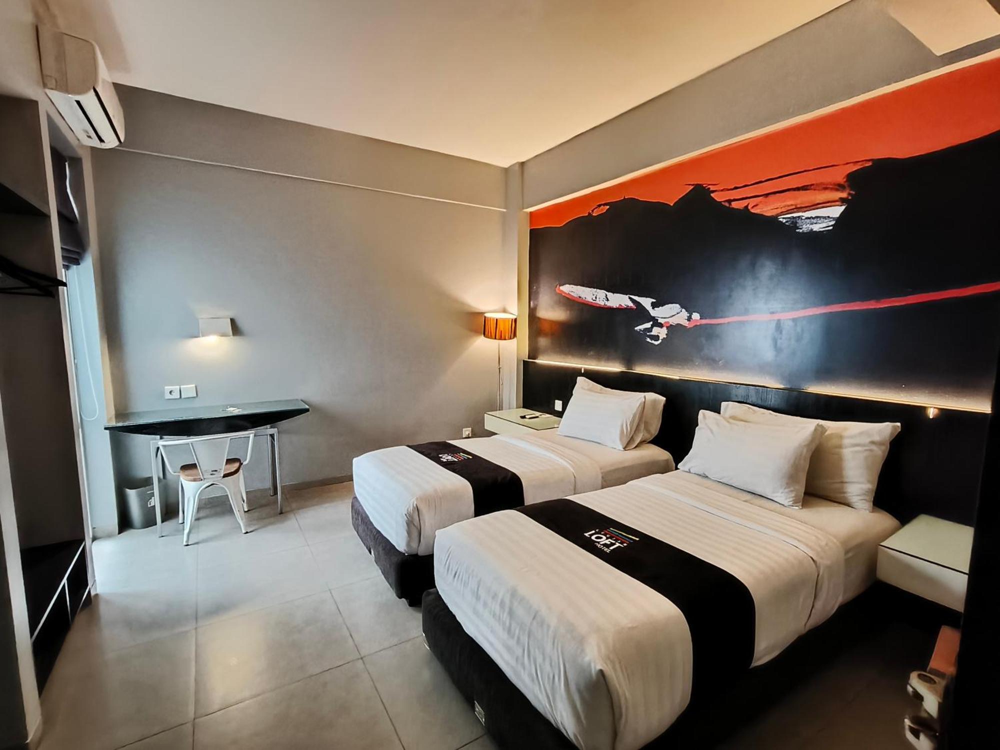 Loft Bali Hotel 2*