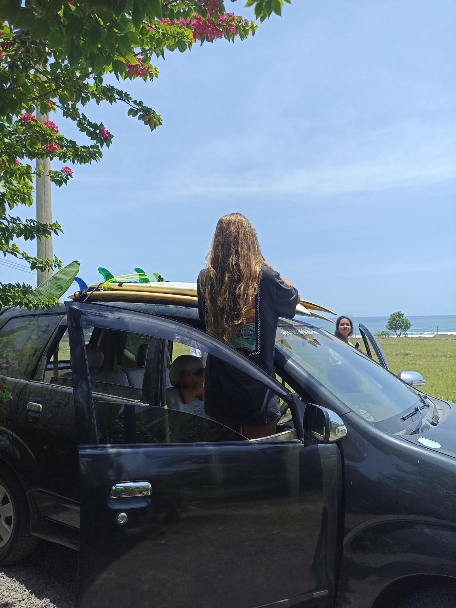 Ayolah Surf House &surf Camp *