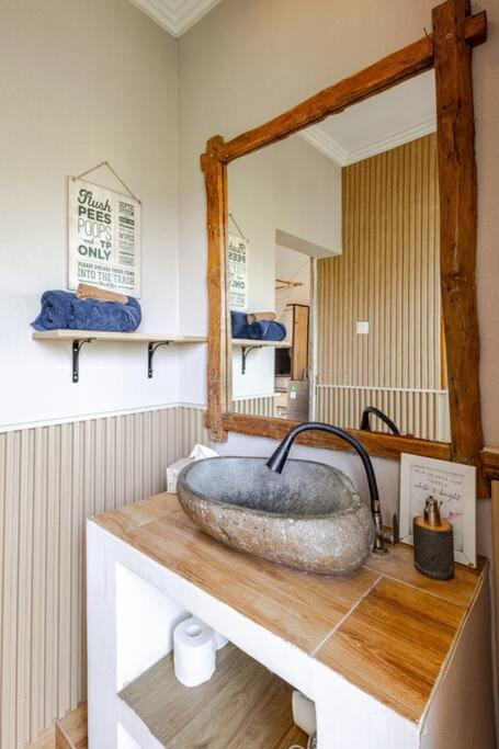Kubu Guest house