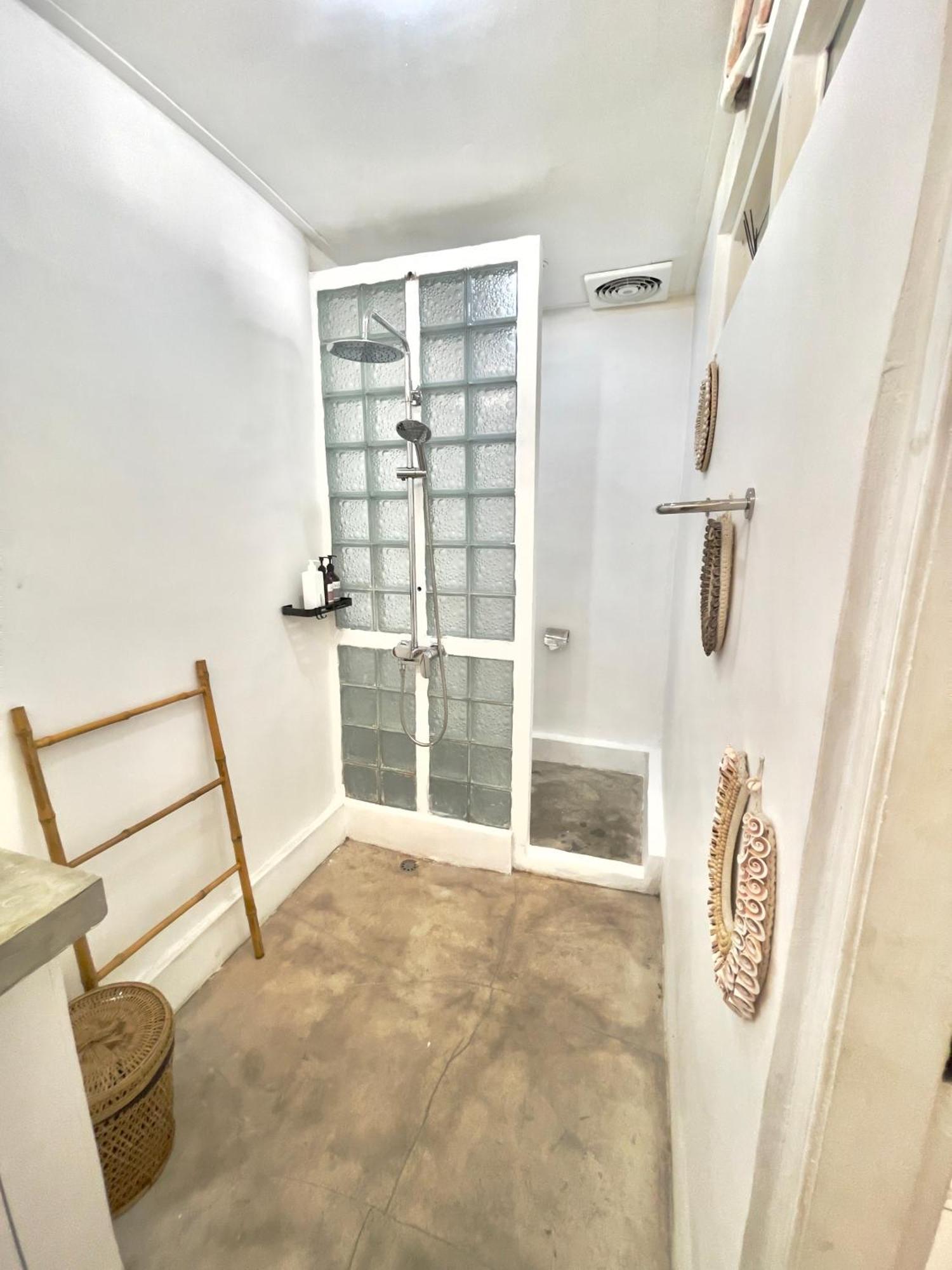 Modern 3Br Villa, 4Min To Double Six Beach, Pool Villa *