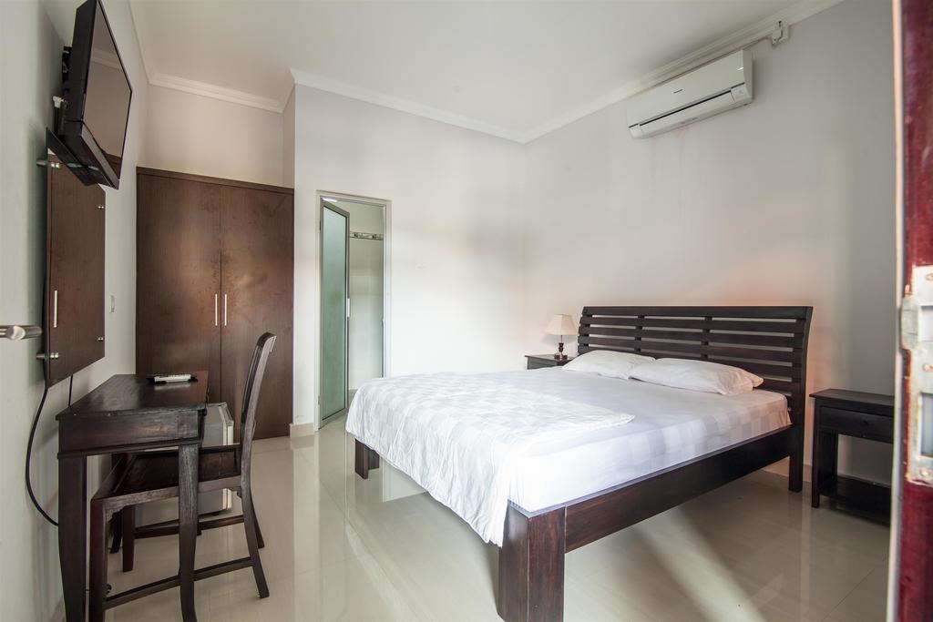 Guest house Grahadi 41 *