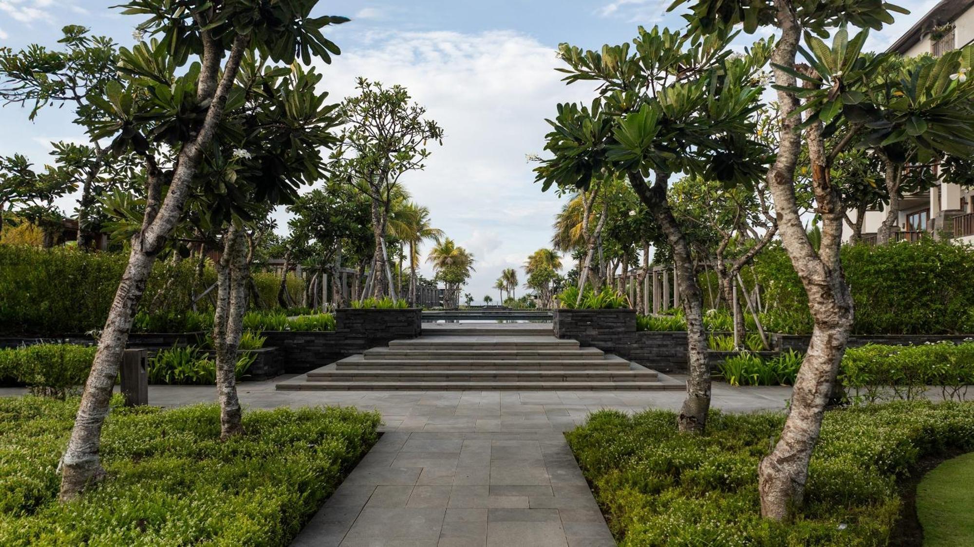 Regent Bali 5* Canggu (Bali)