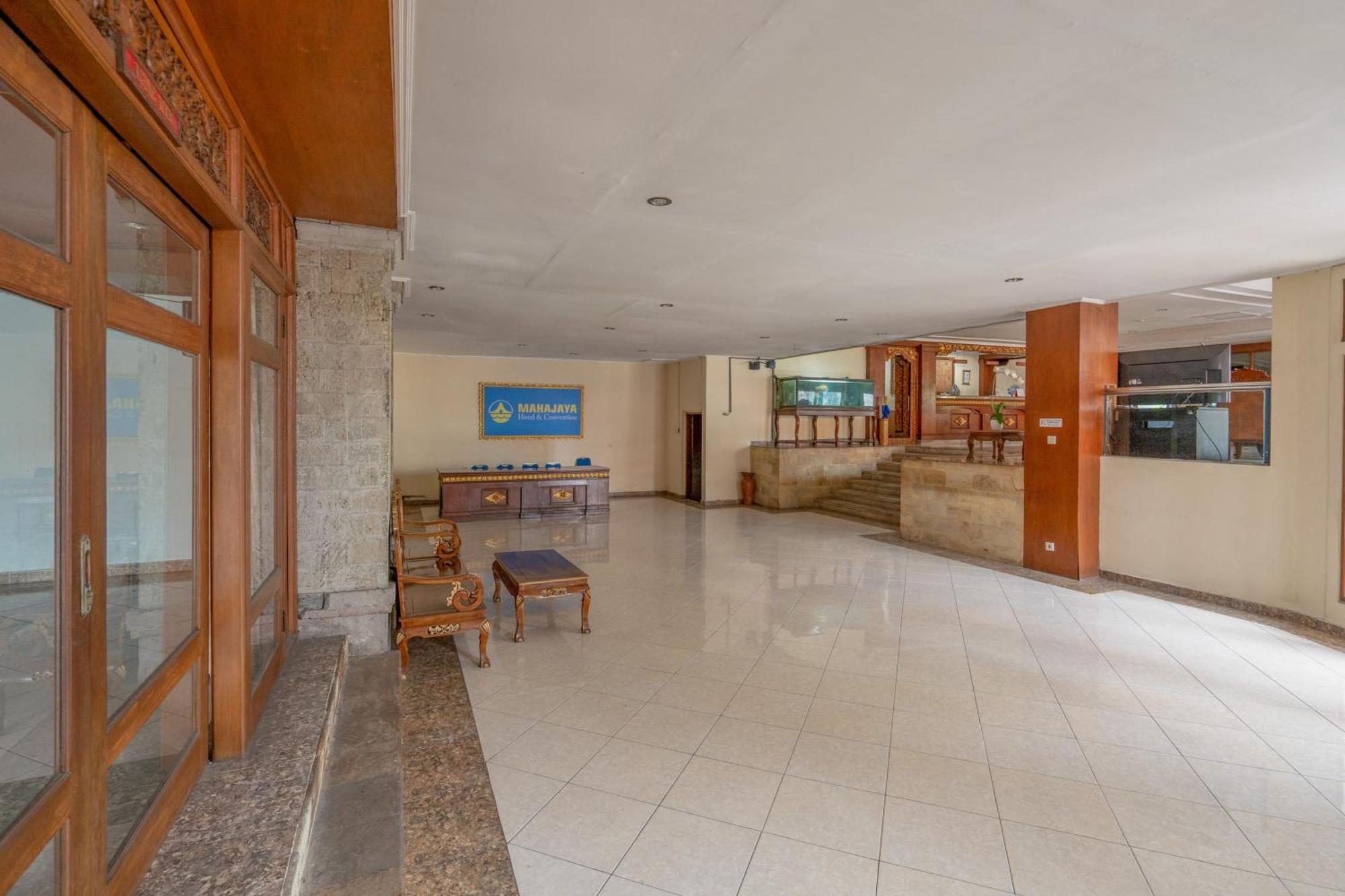 Guest house Reddoorz At Mahajaya