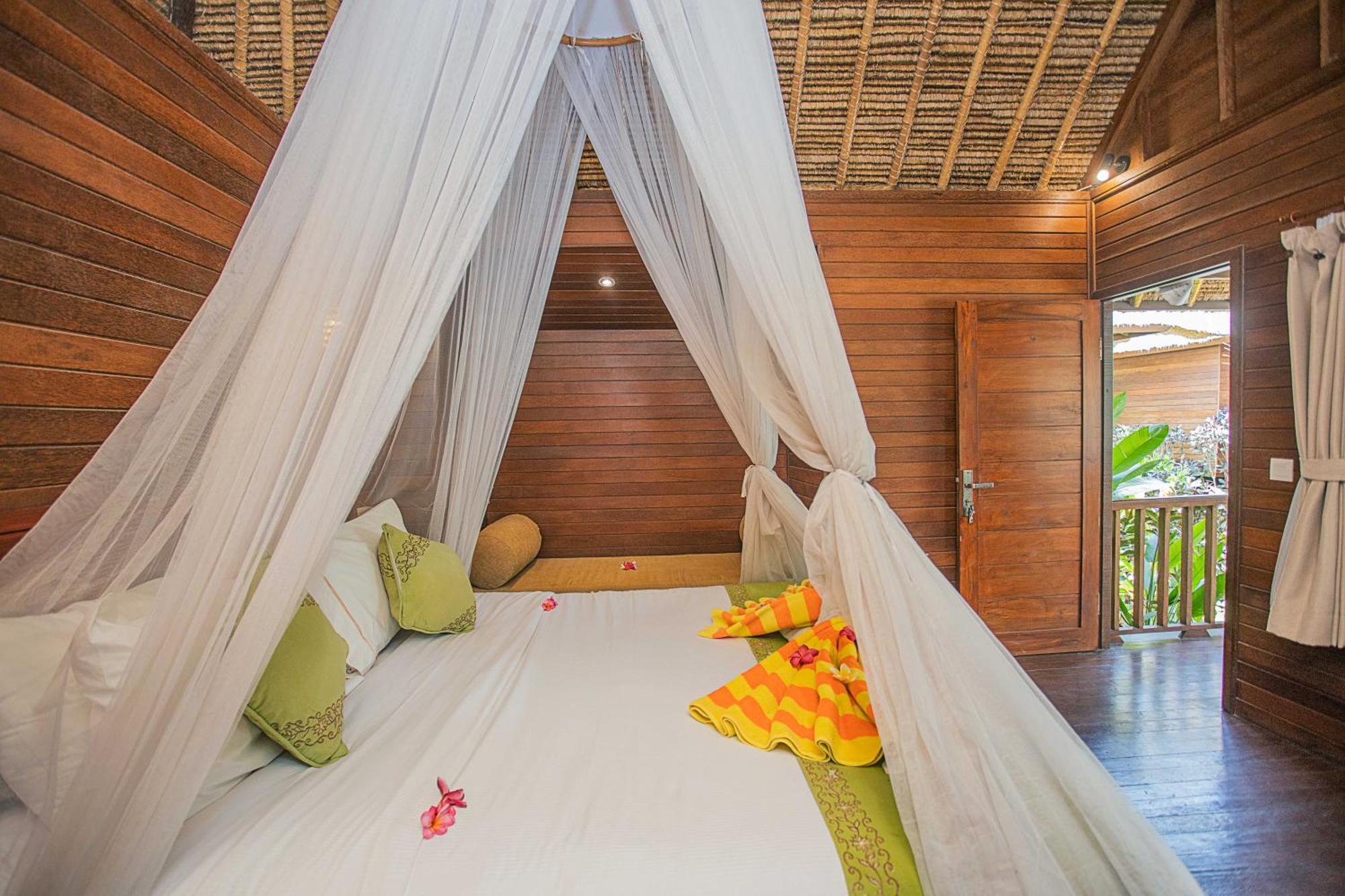 Mantra Huts Guest house Nusa Lembongan (Bali)