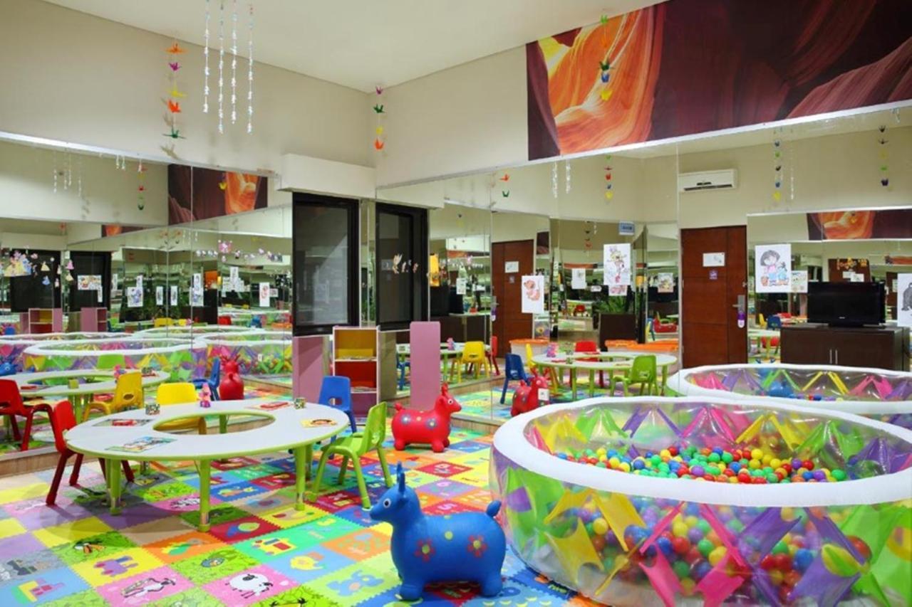 Hotel Kuta Park 4*